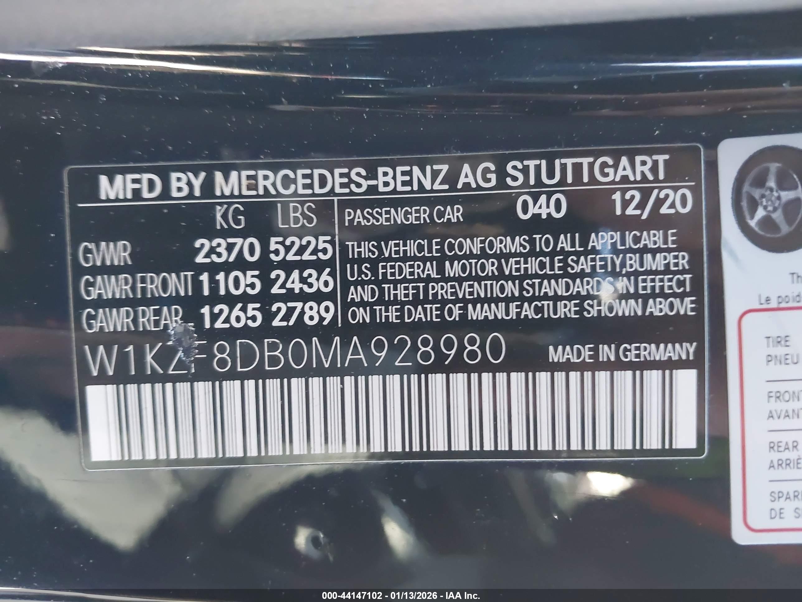 MERCEDES-BENZ E image 9
