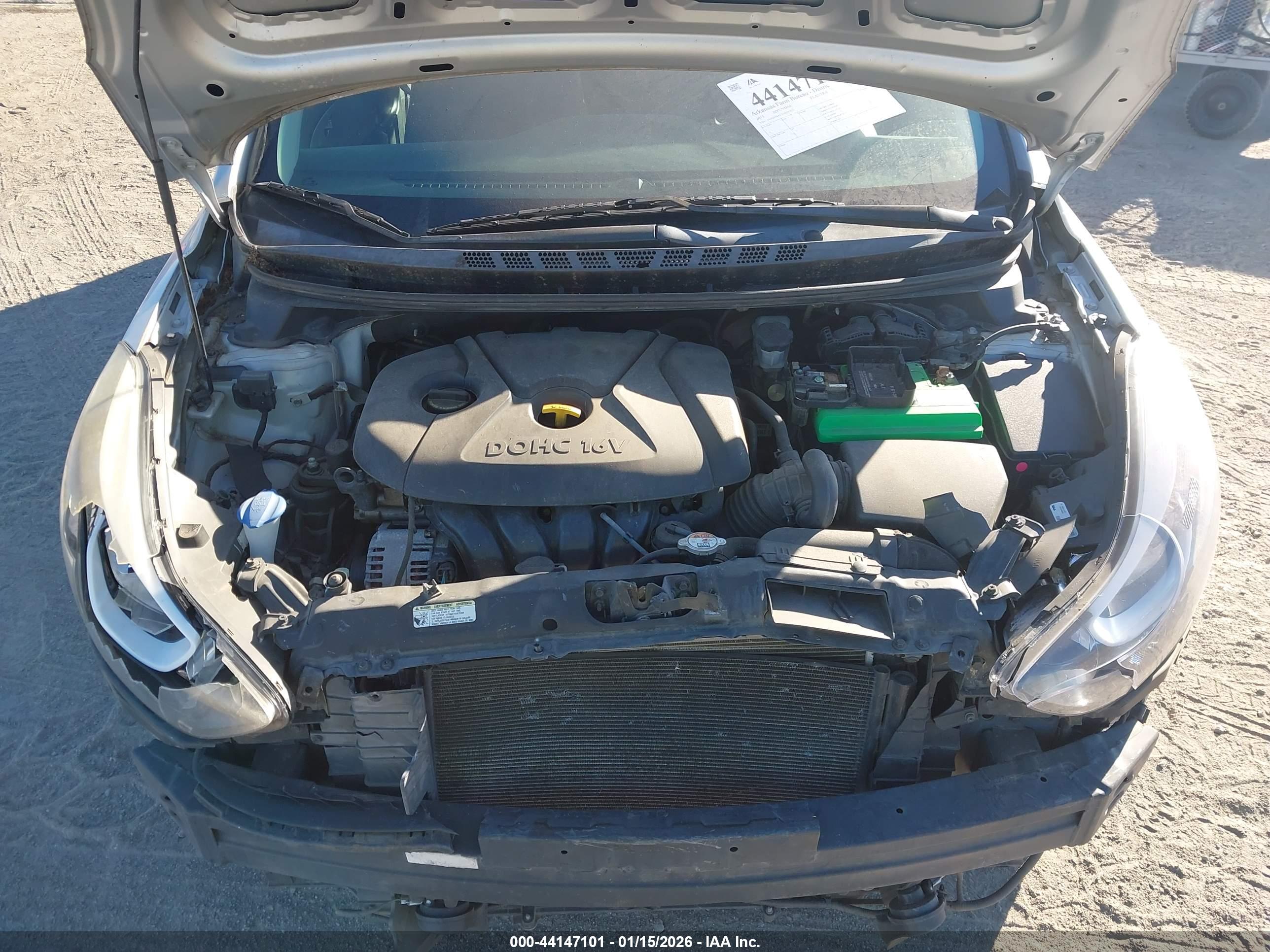 HYUNDAI ELANTRA image 10