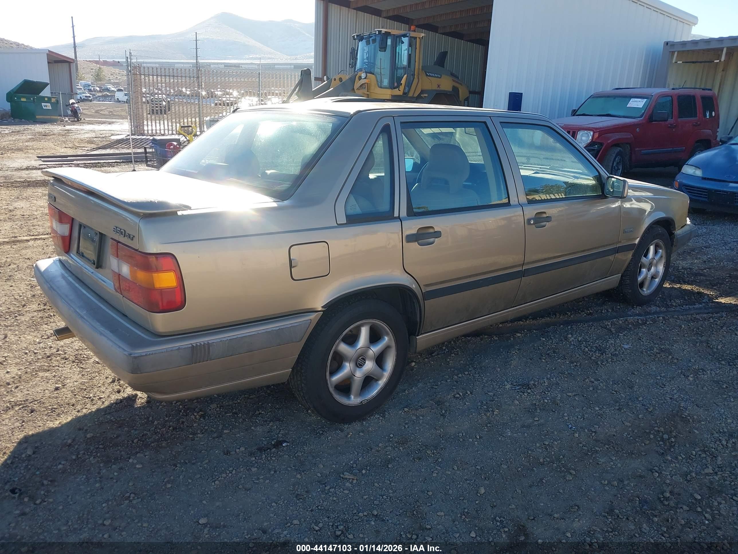 VOLVO 850 image 4