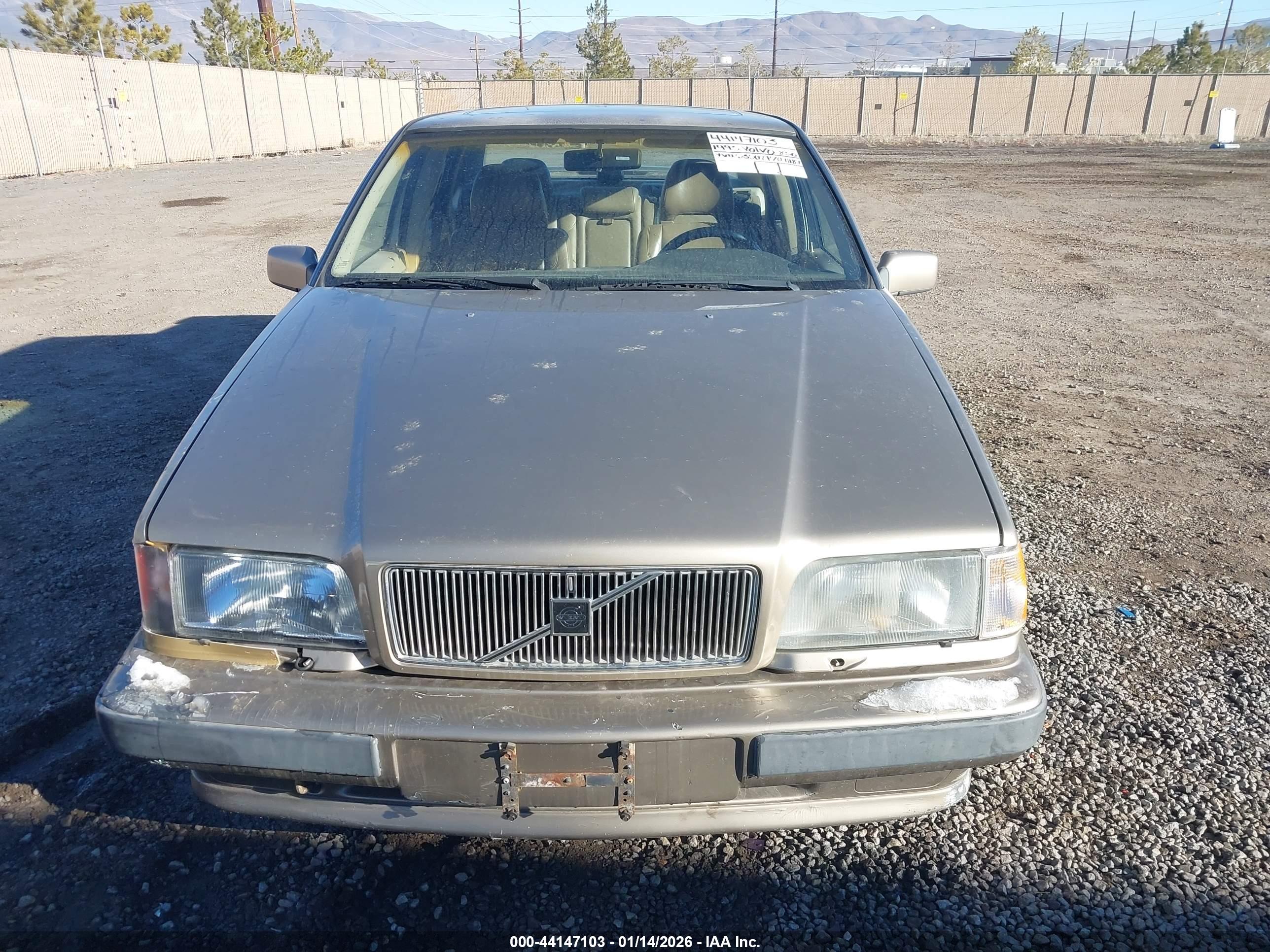 VOLVO 850 image 6