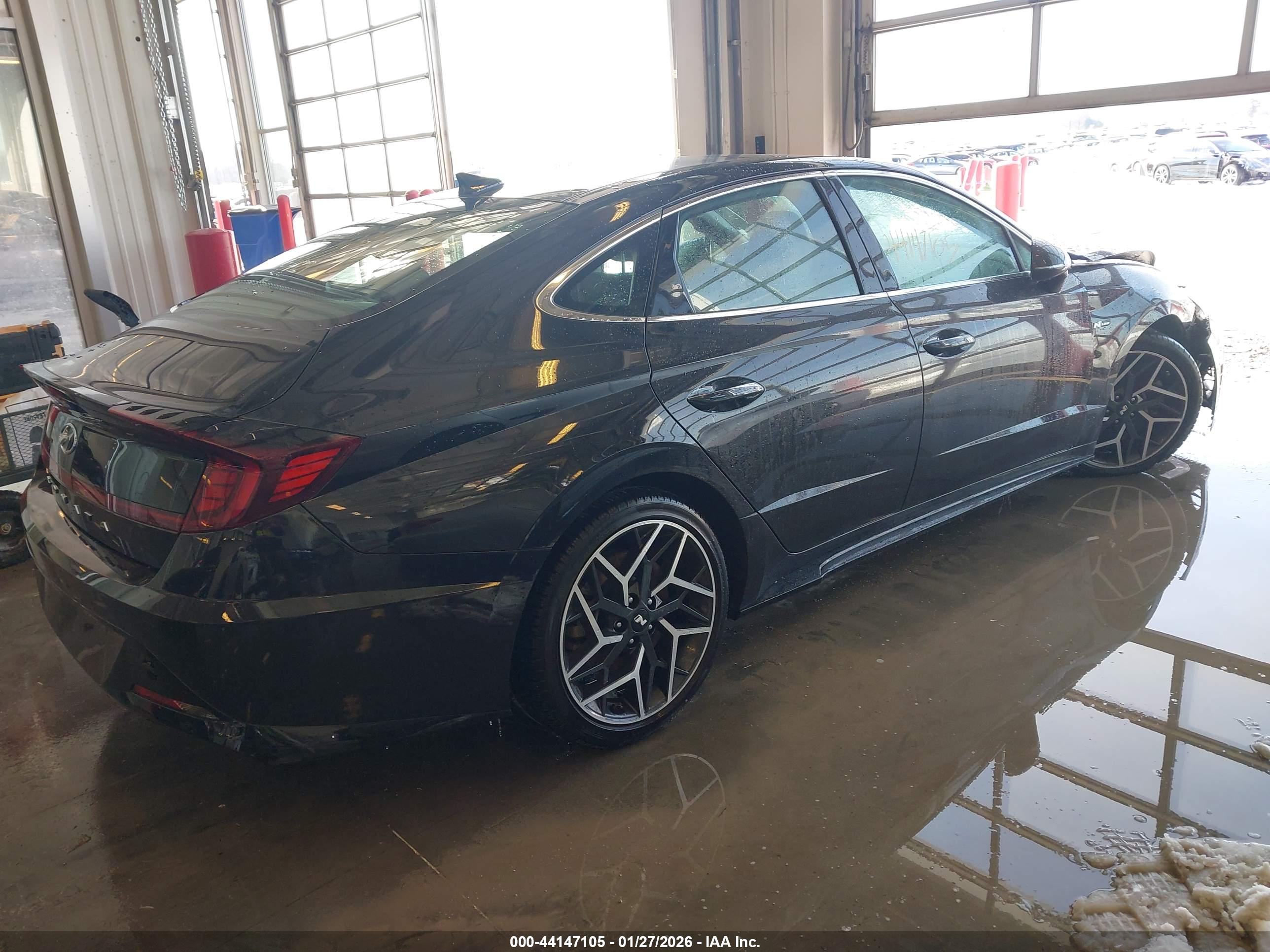 HYUNDAI SONATA image 4
