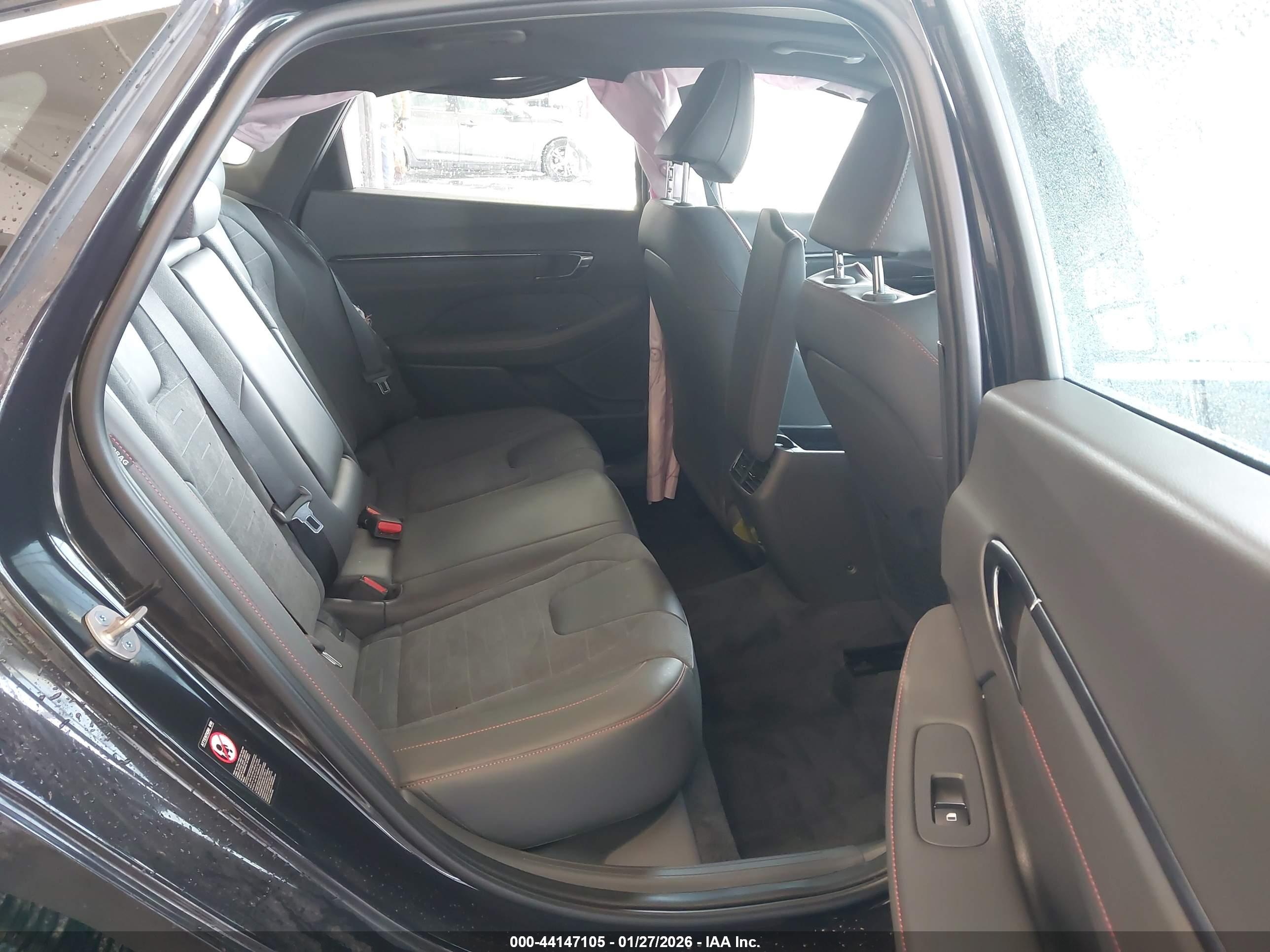 HYUNDAI SONATA image 8
