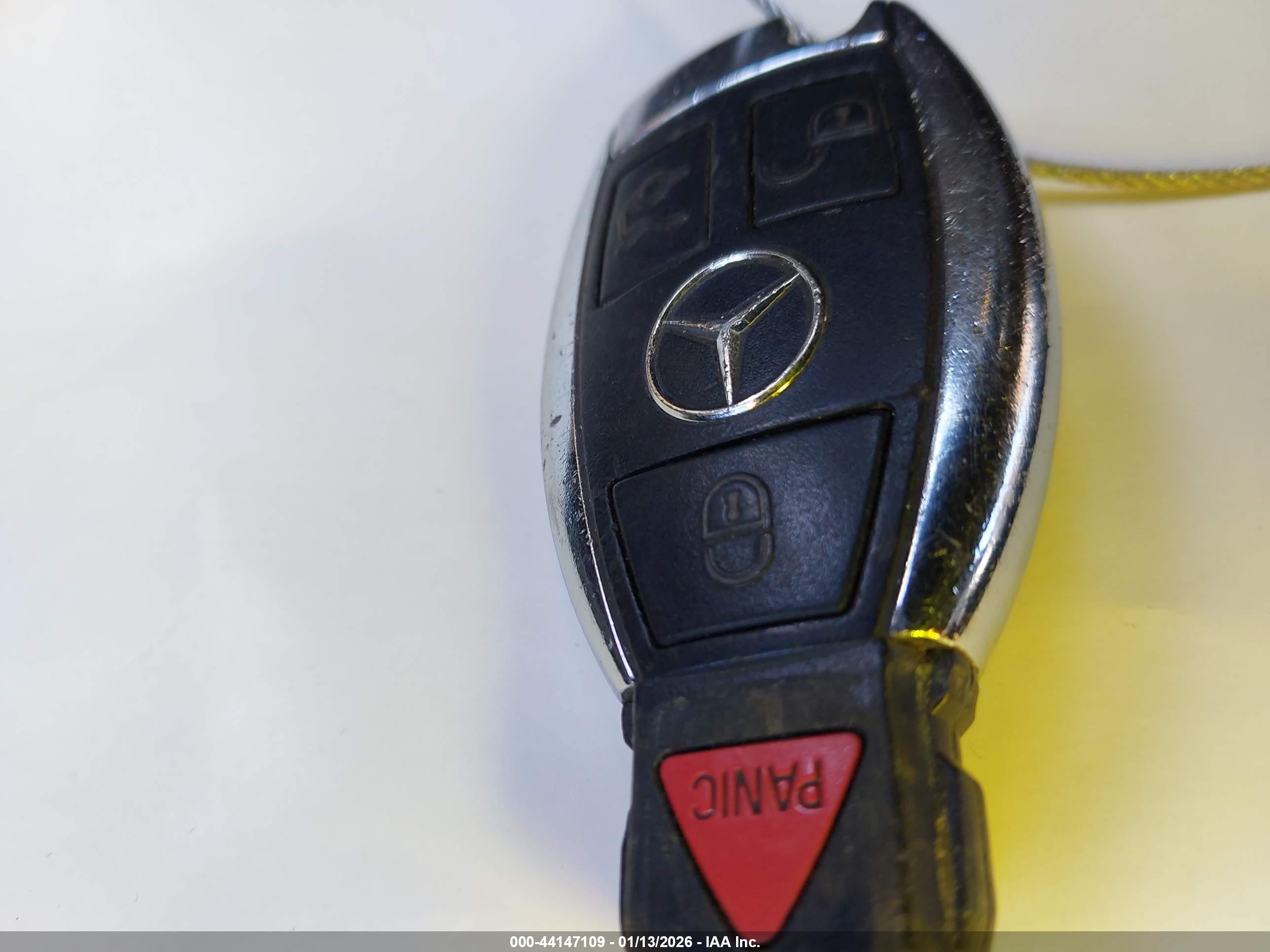 MERCEDES-BENZ C image 11
