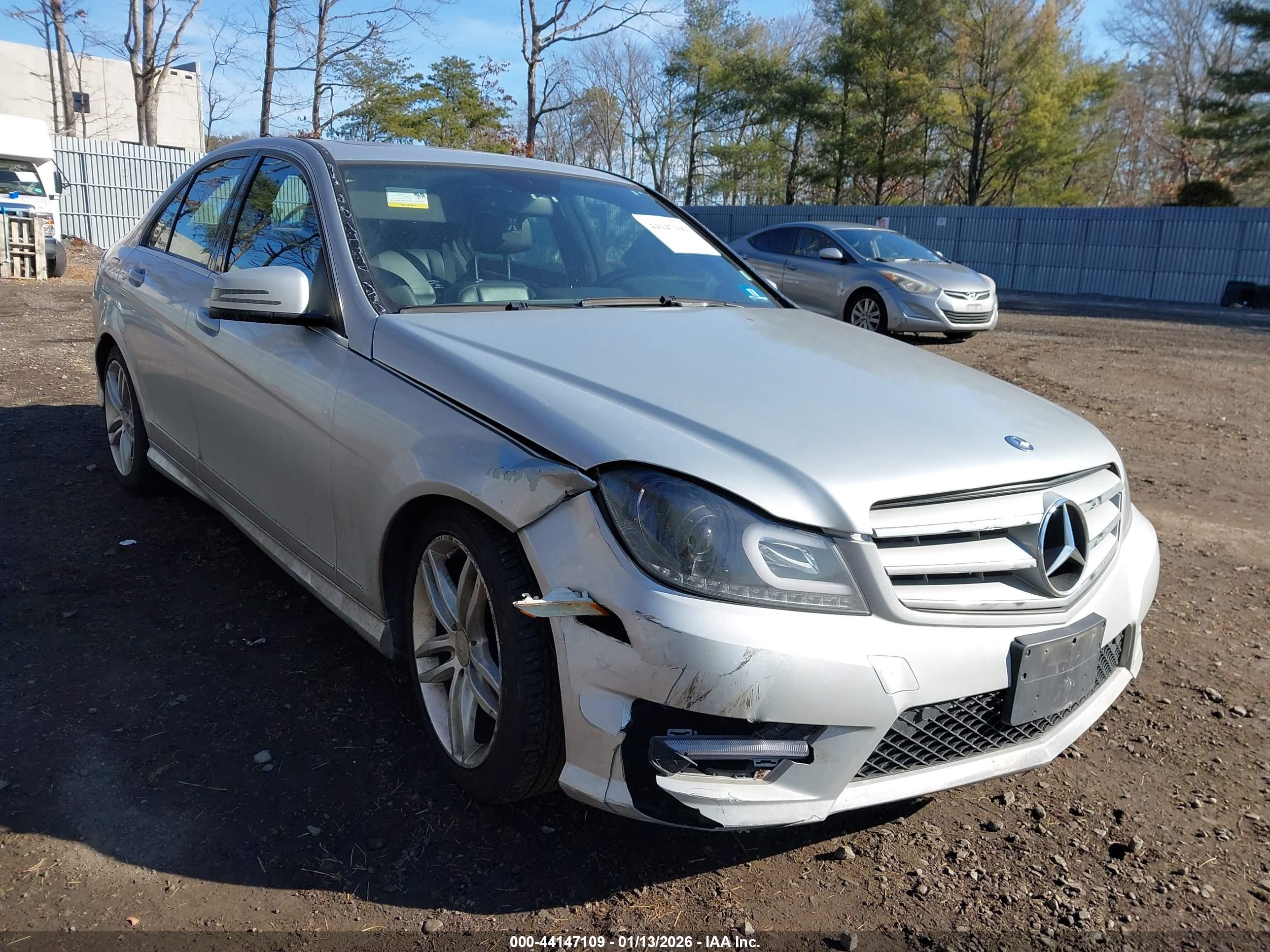 MERCEDES-BENZ C image 6