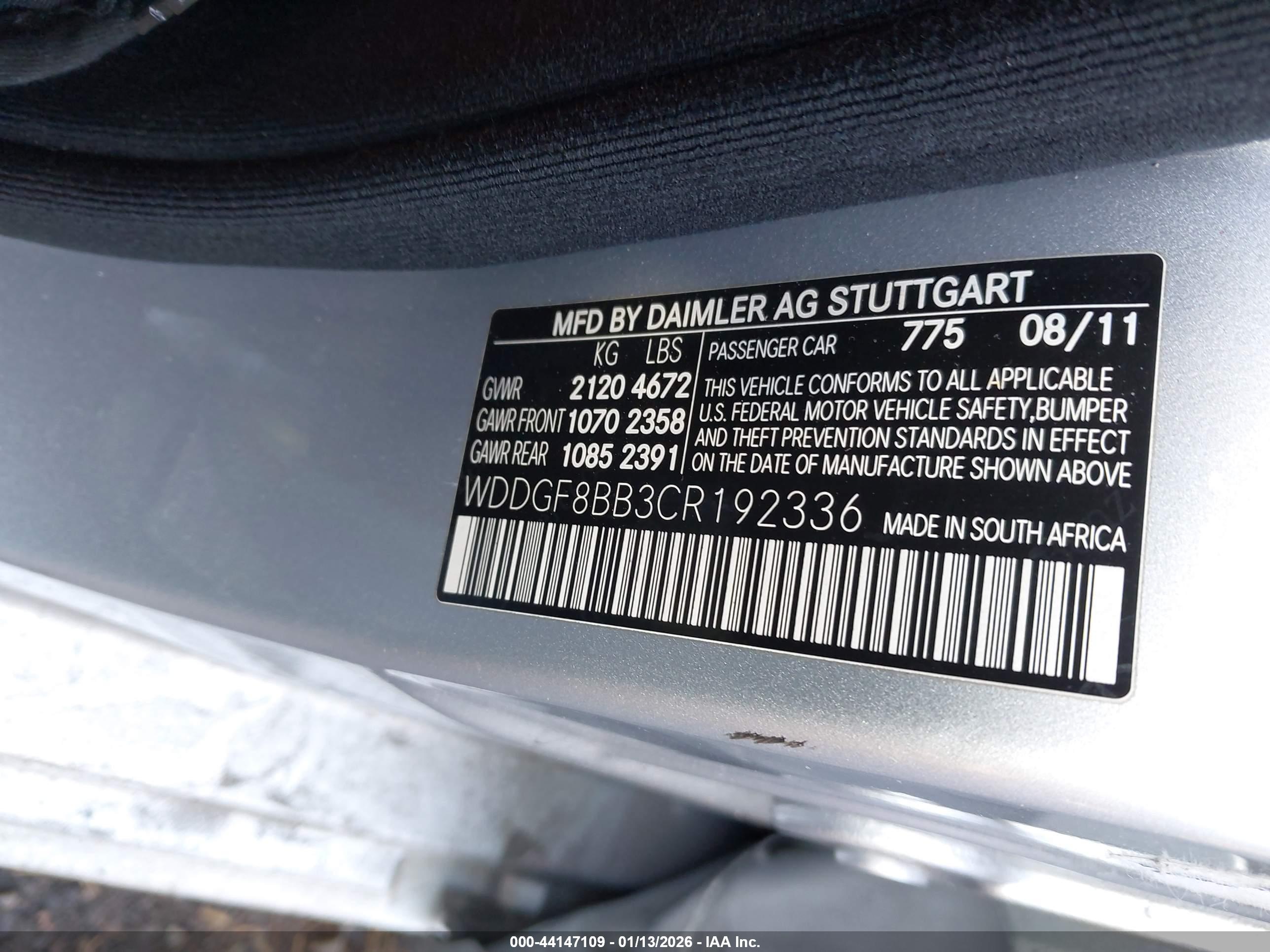 MERCEDES-BENZ C image 9