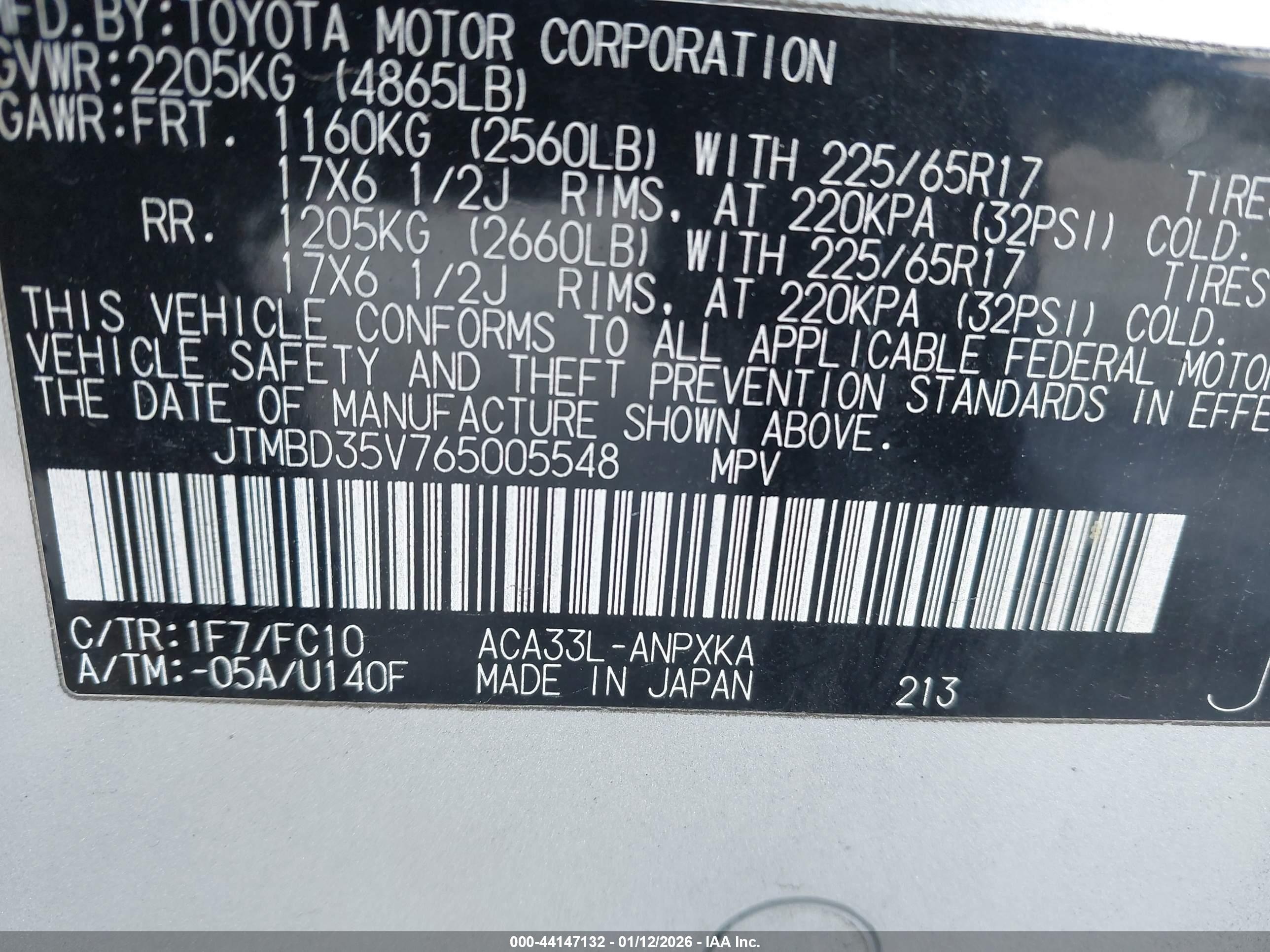TOYOTA RAV4 image 9