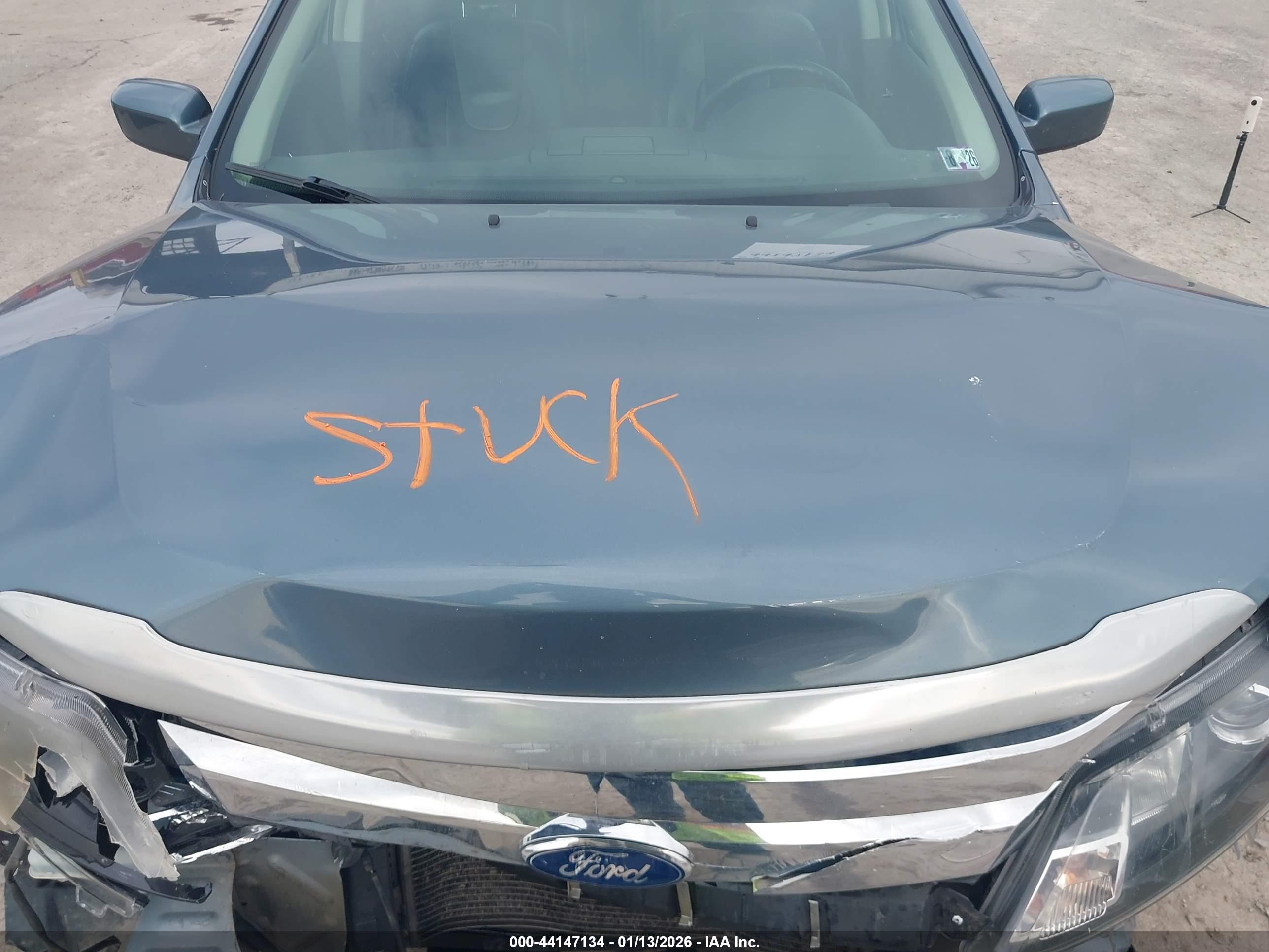 FORD FUSION image 10