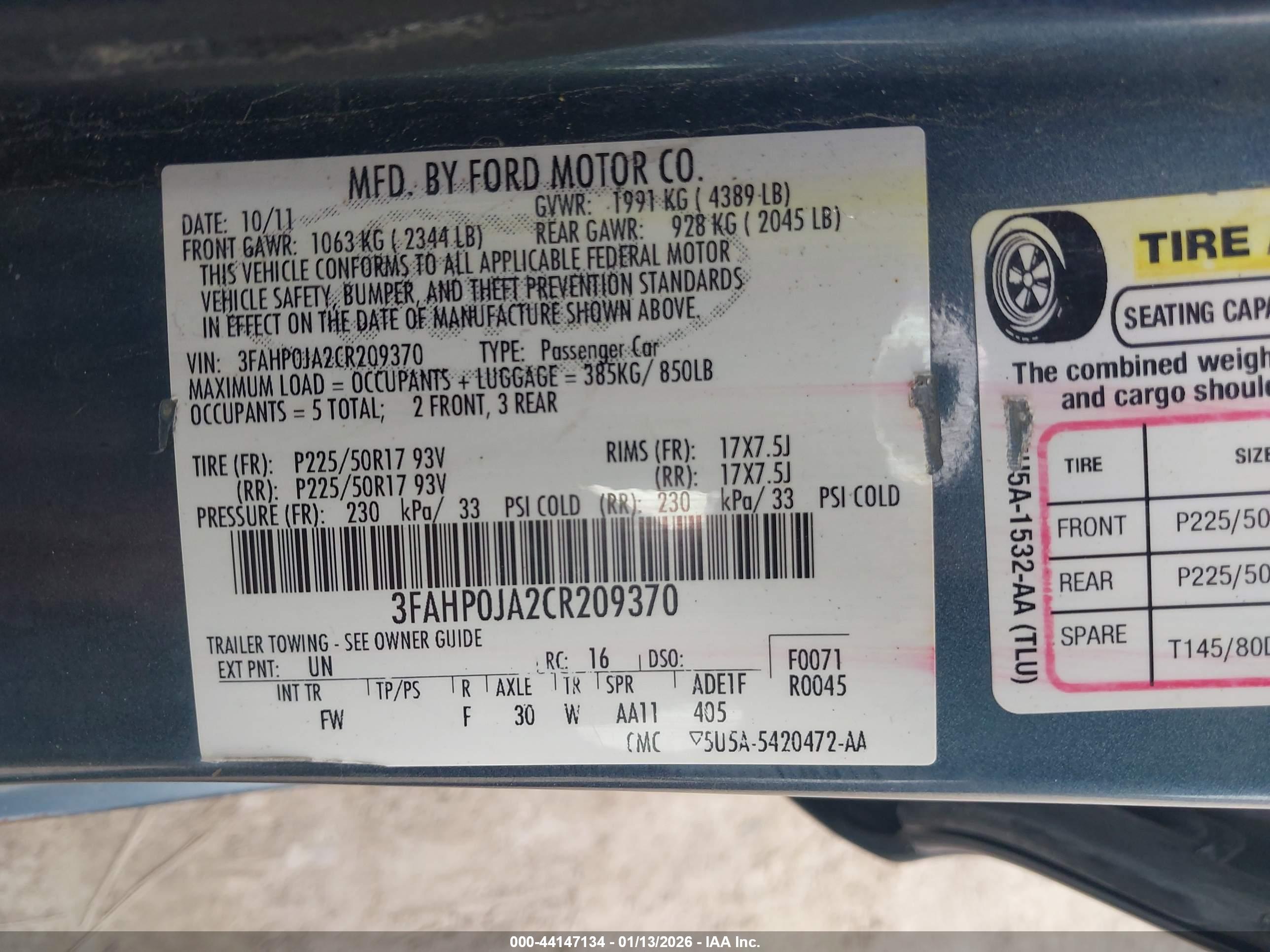 FORD FUSION image 9