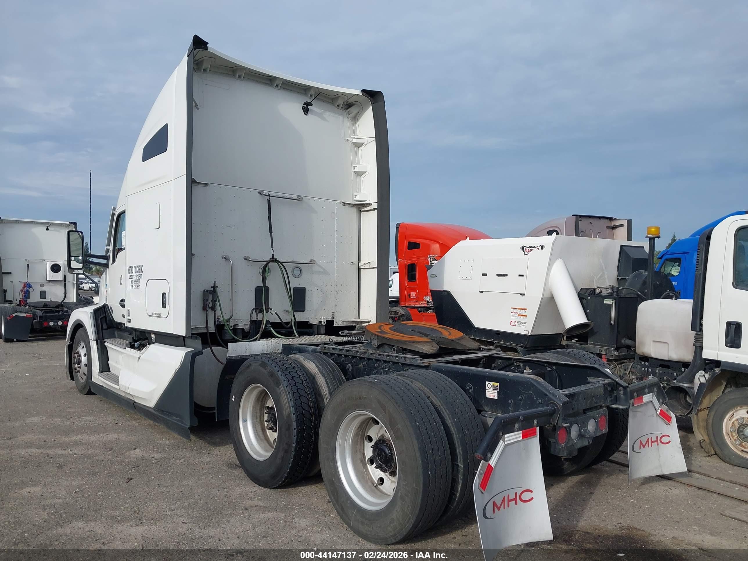 KENWORTH T680 image 3