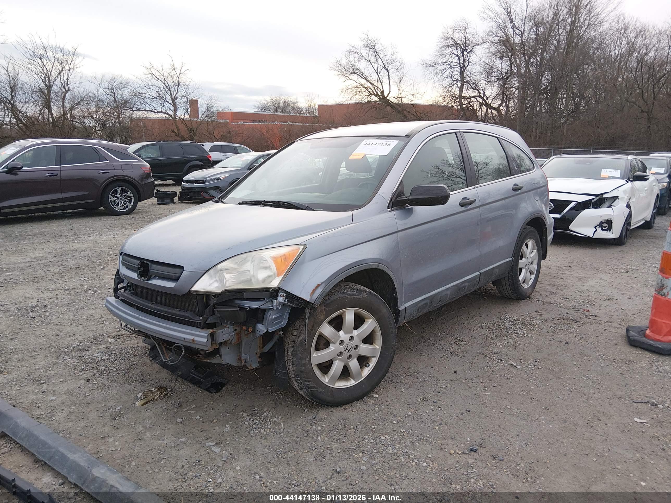 HONDA CR-V image 2