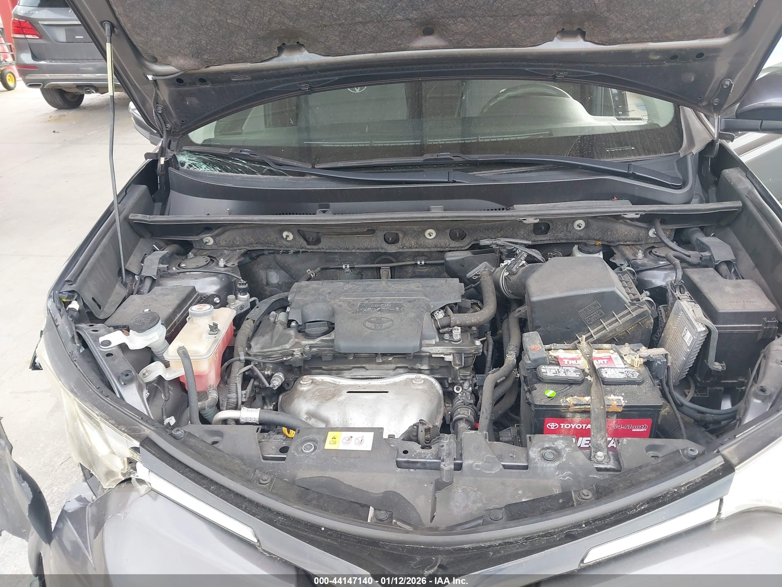 TOYOTA RAV4 image 10