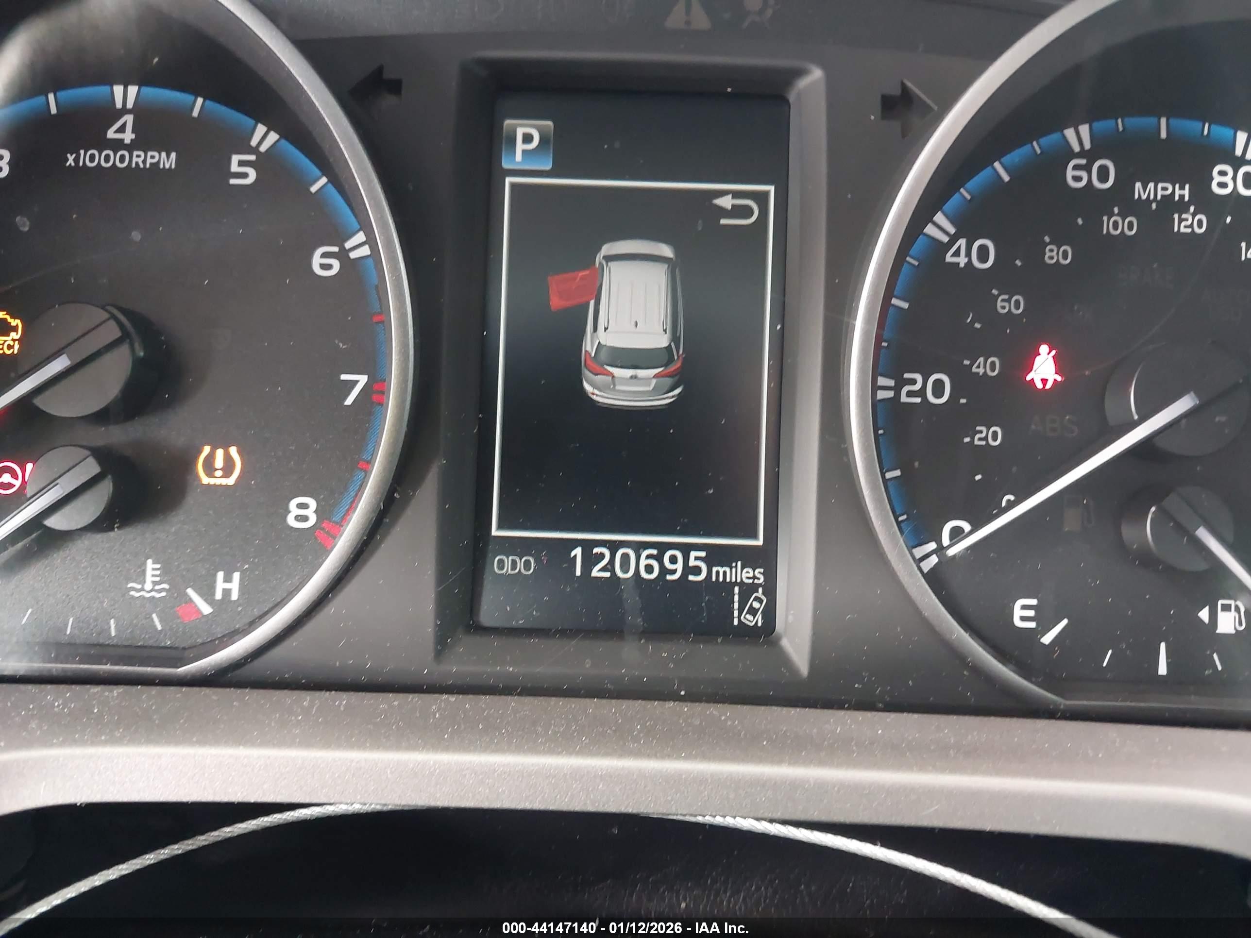 TOYOTA RAV4 image 7