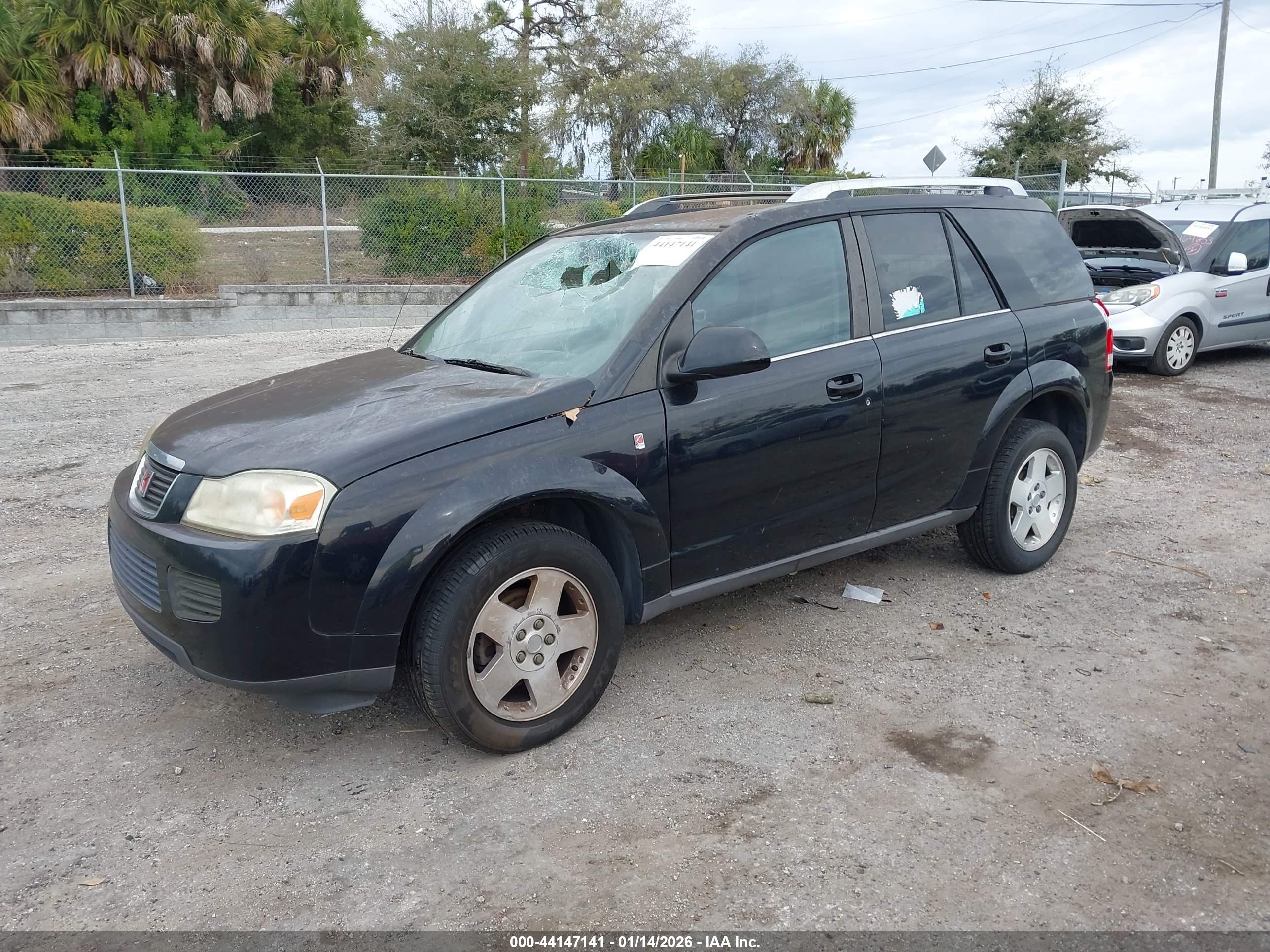 SATURN VUE image 2