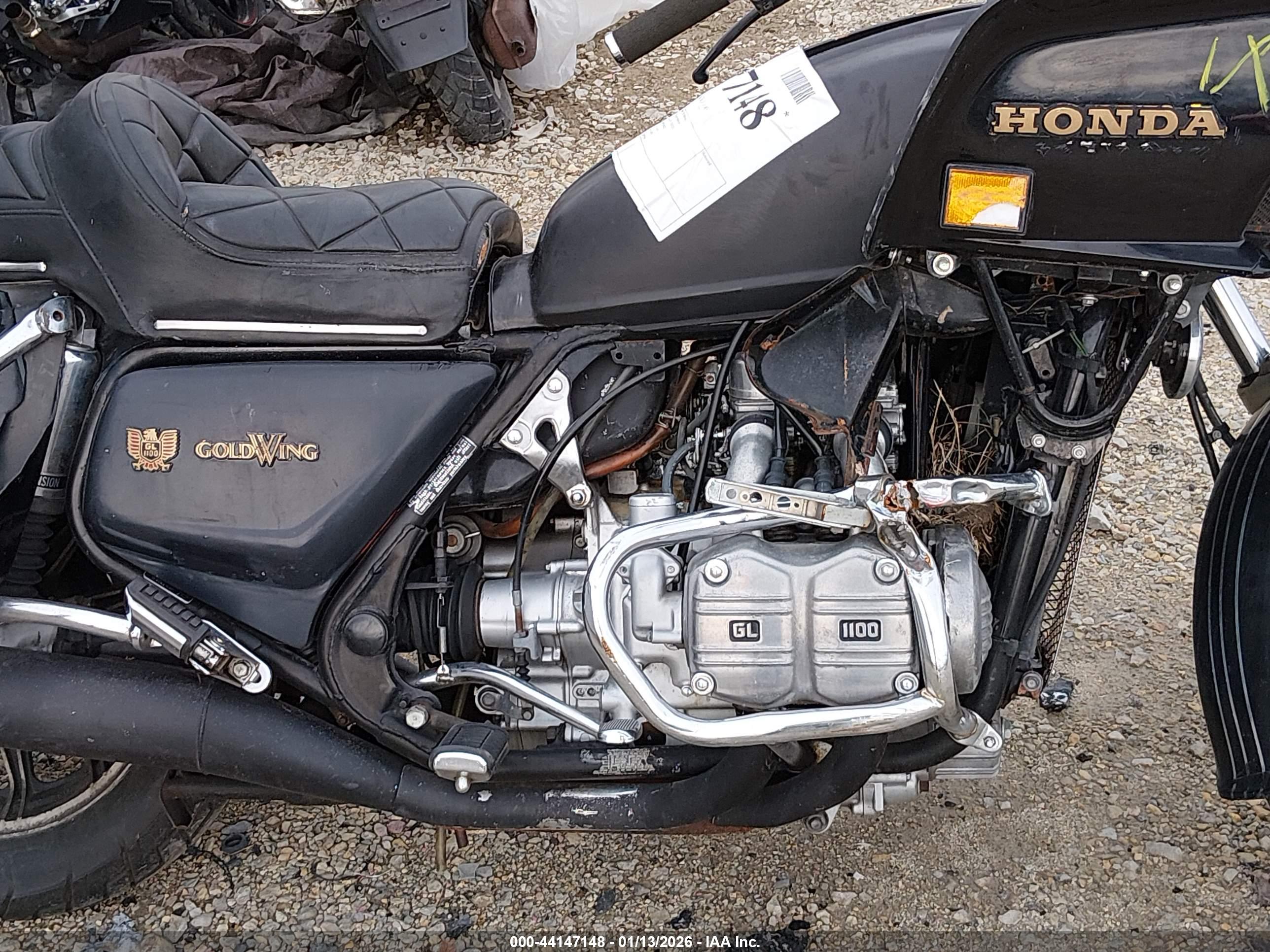 HONDA GL1100 image 8