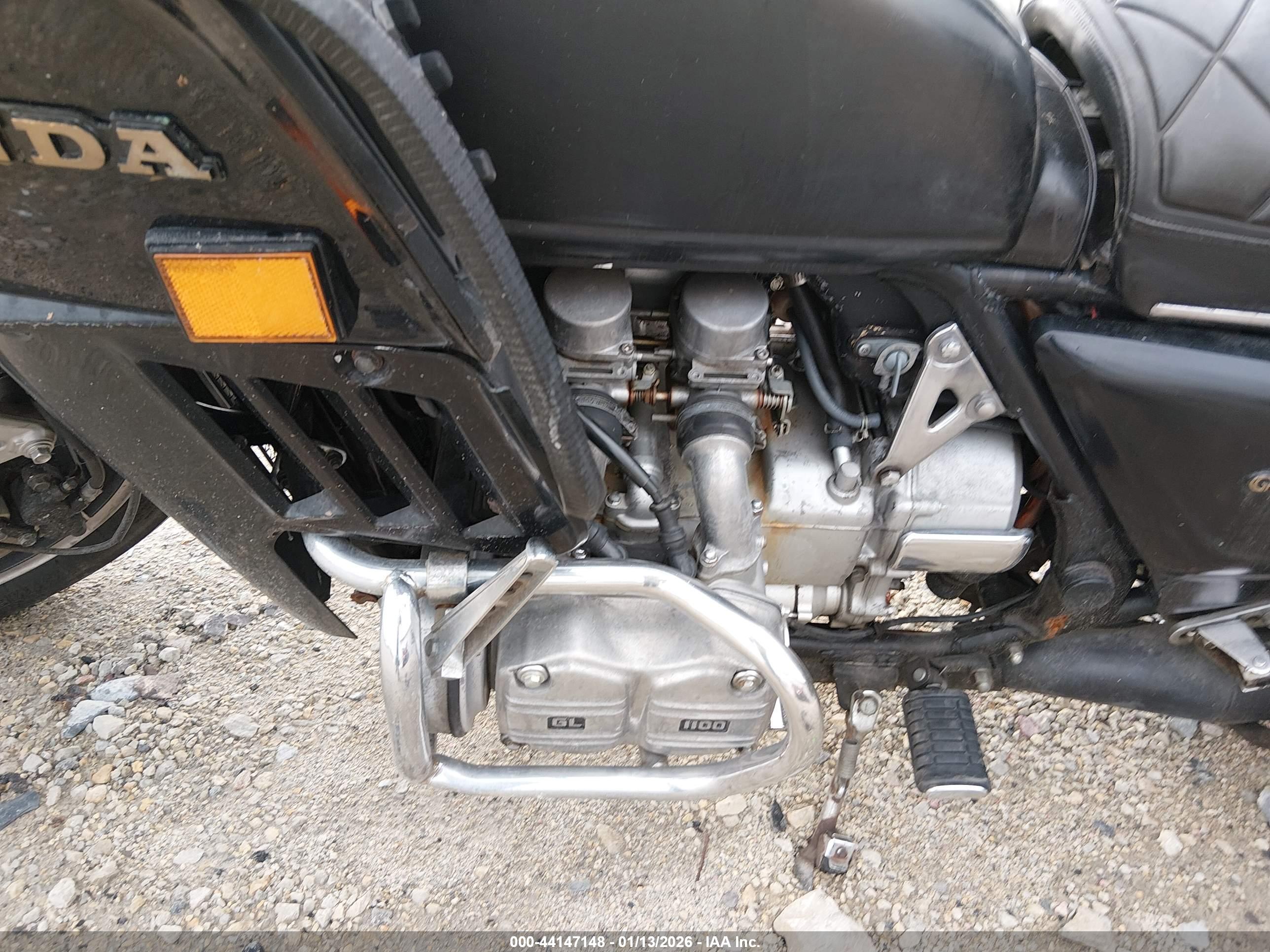 HONDA GL1100 image 9
