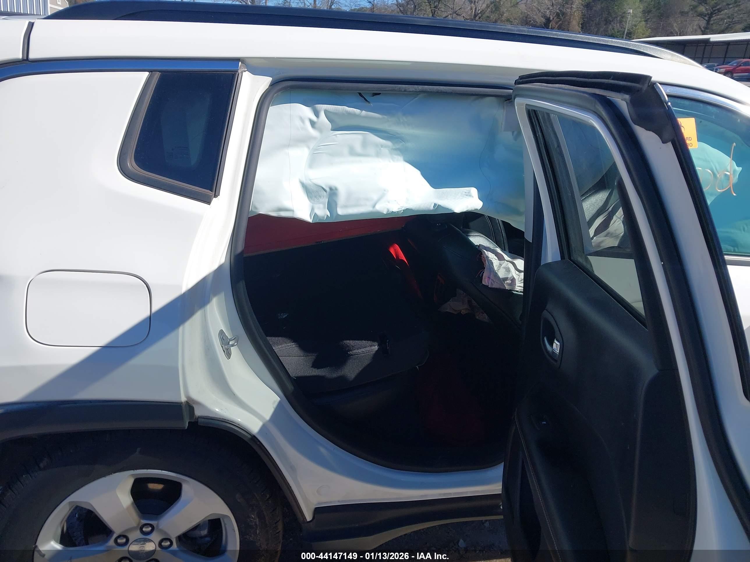 JEEP COMPASS image 8