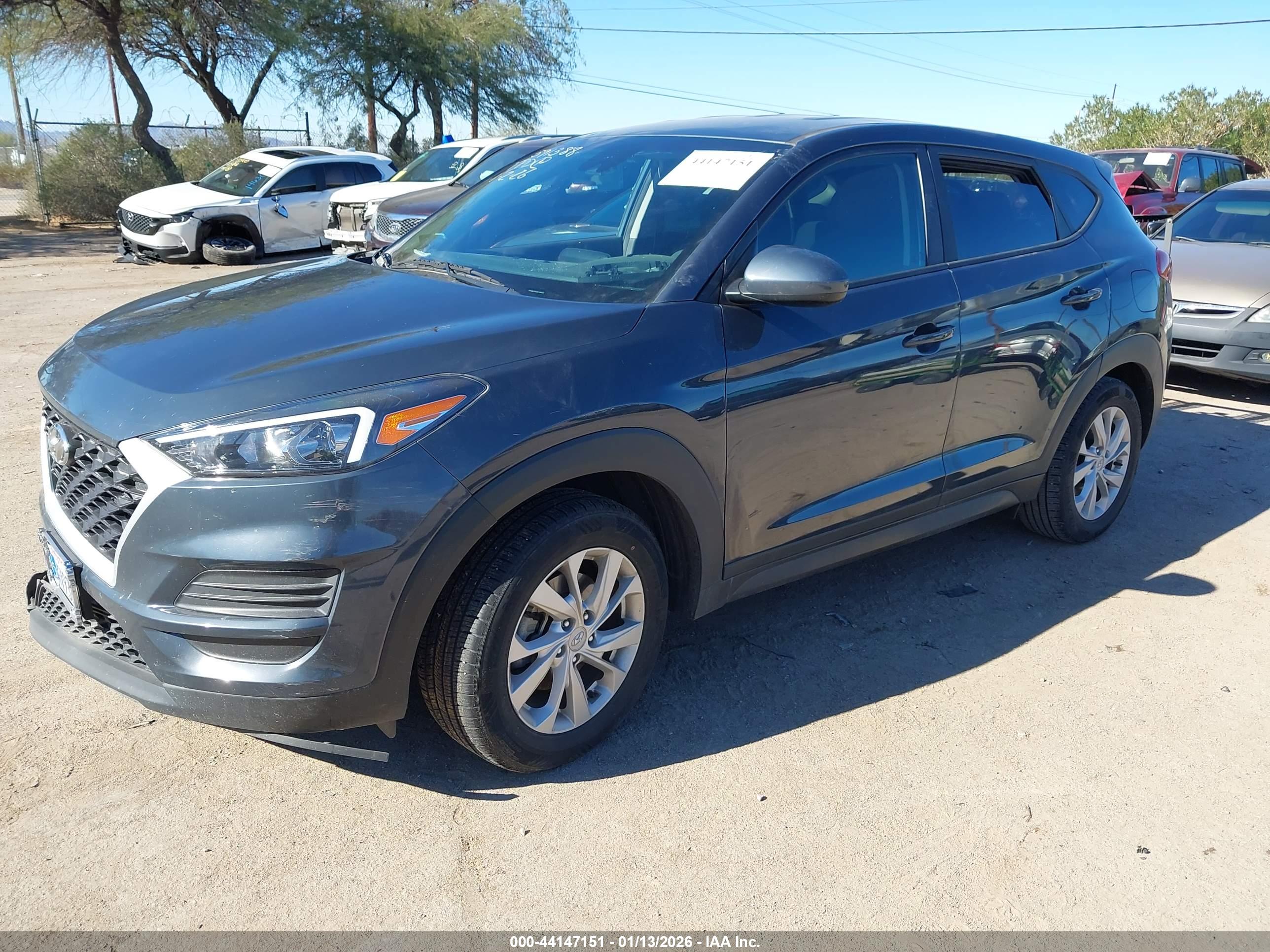 HYUNDAI TUCSON image 2