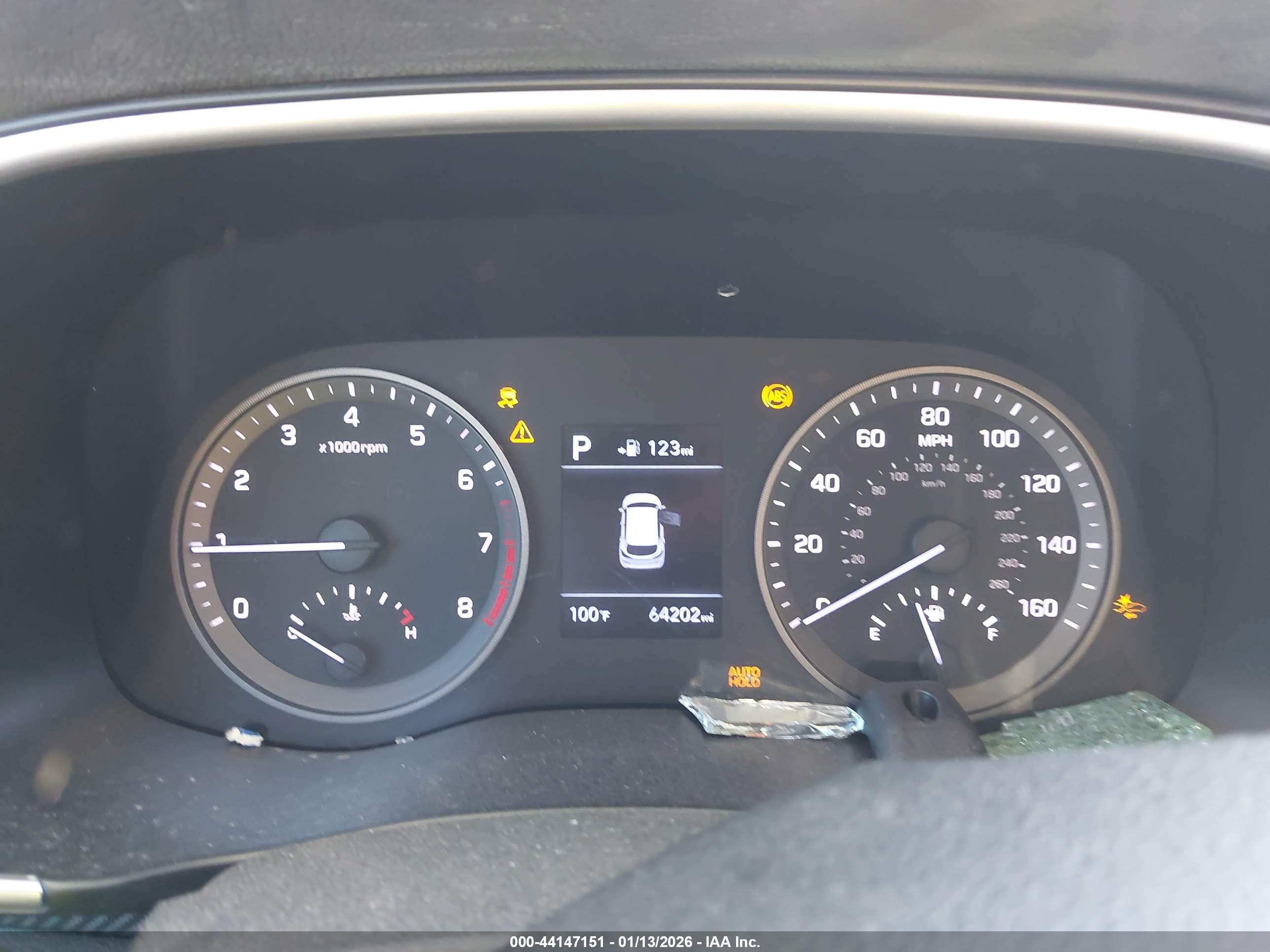 HYUNDAI TUCSON image 7