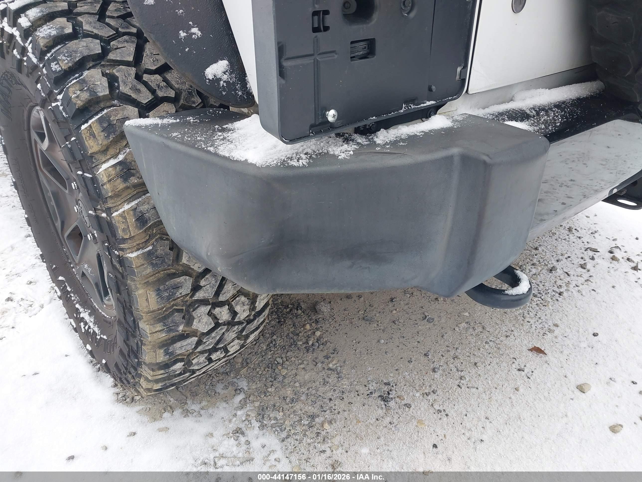 JEEP WRANGLER image 6