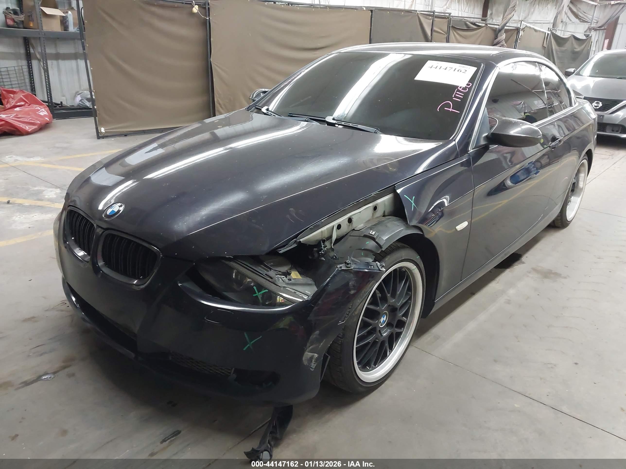 BMW 335I image 2