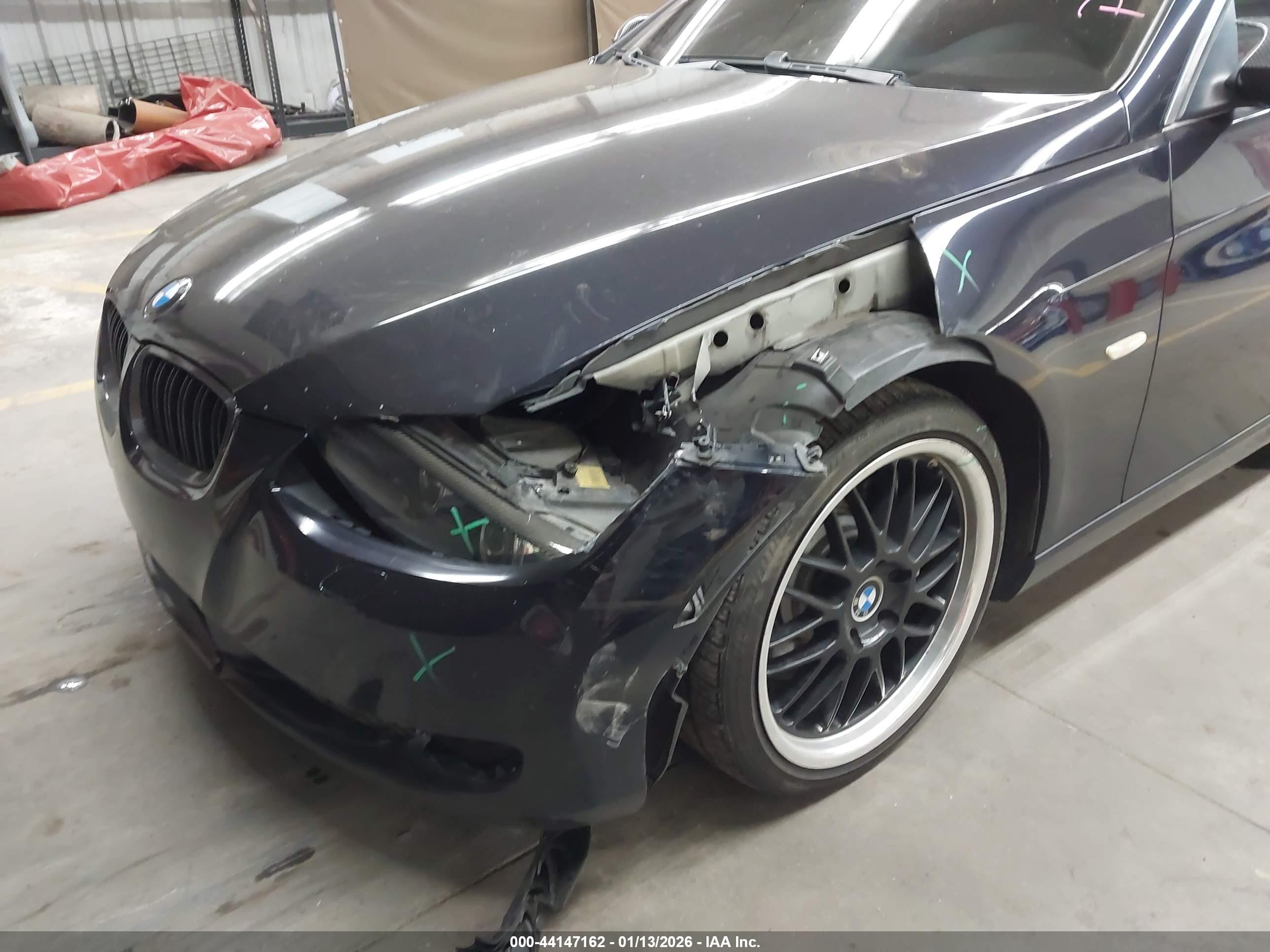 BMW 335I image 6
