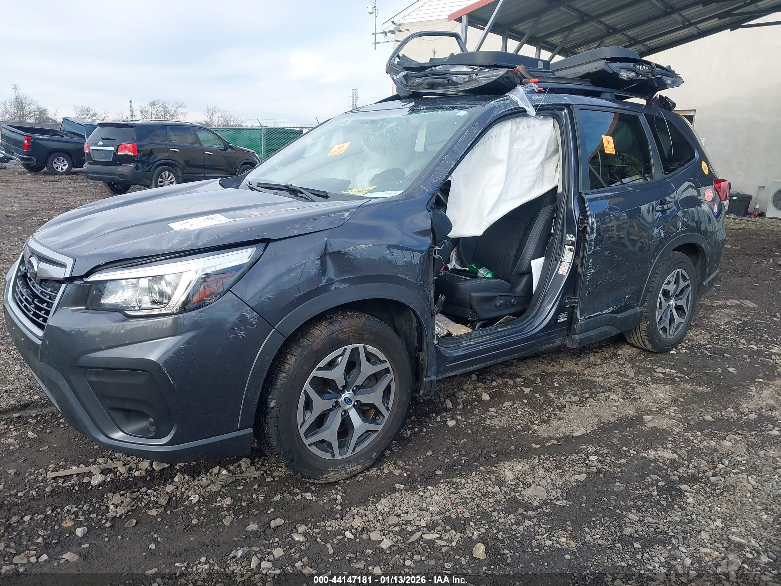 SUBARU FORESTER image 2