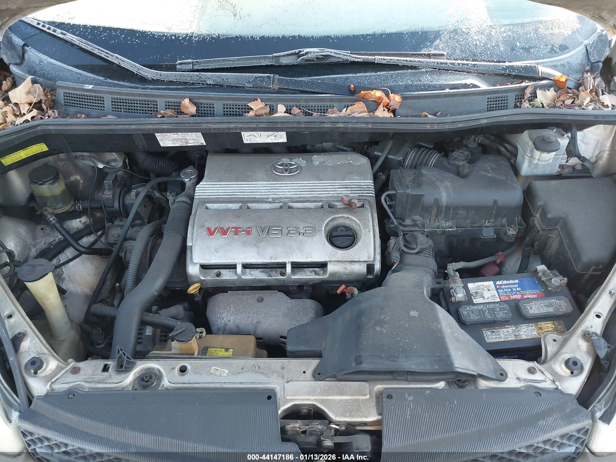 TOYOTA SIENNA image 10
