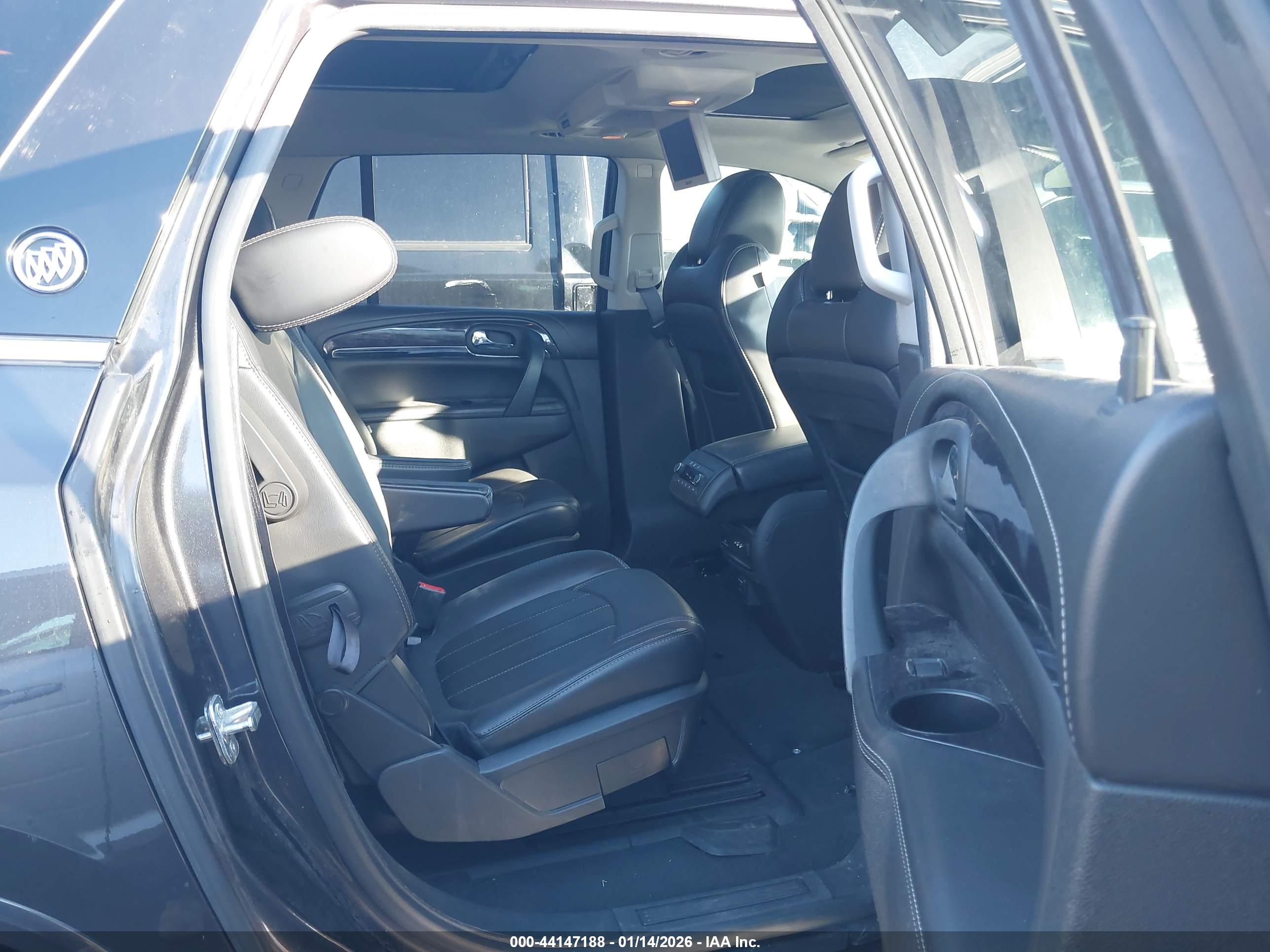 BUICK ENCLAVE image 8