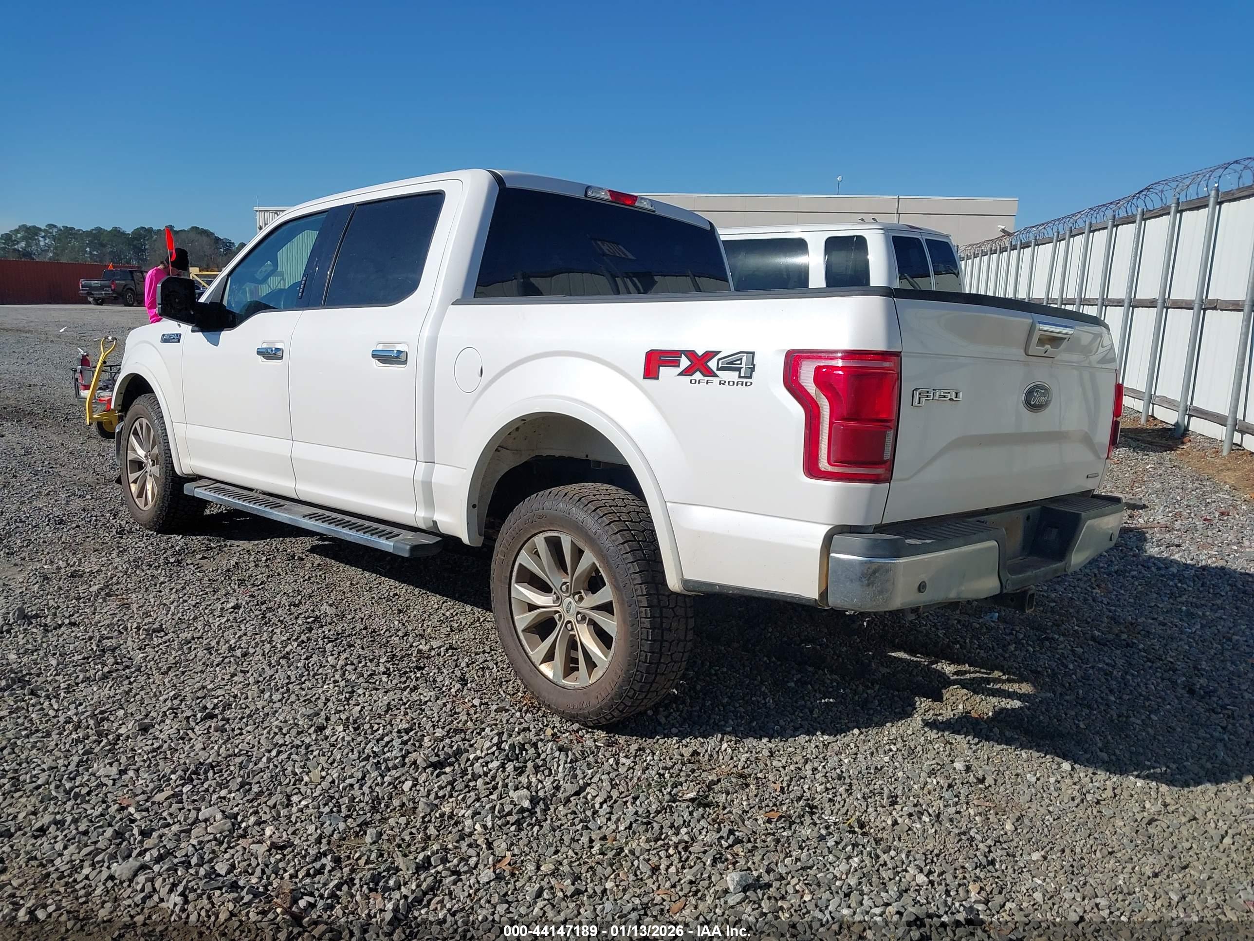 FORD F-150 image 3