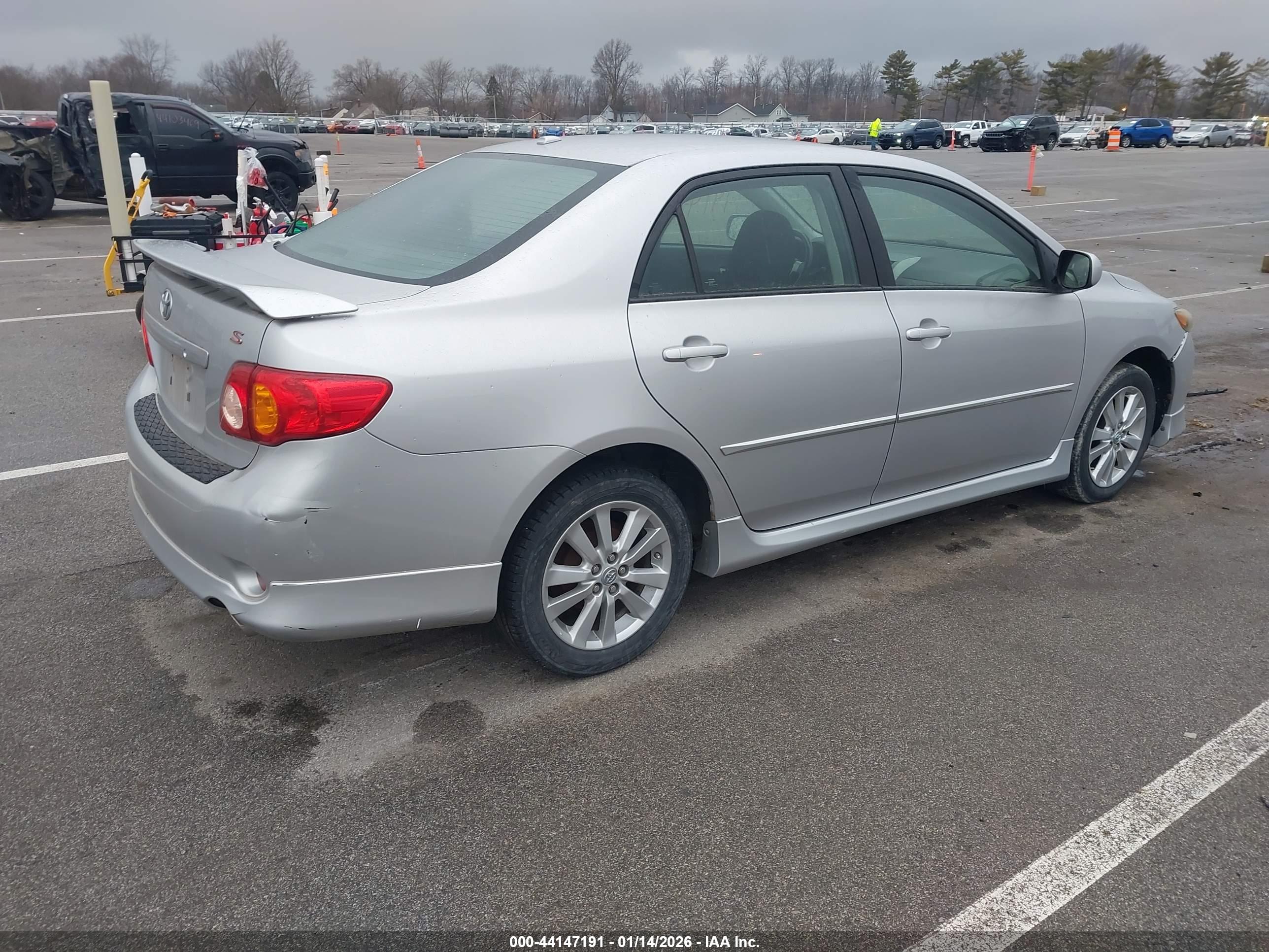 TOYOTA COROLLA image 4