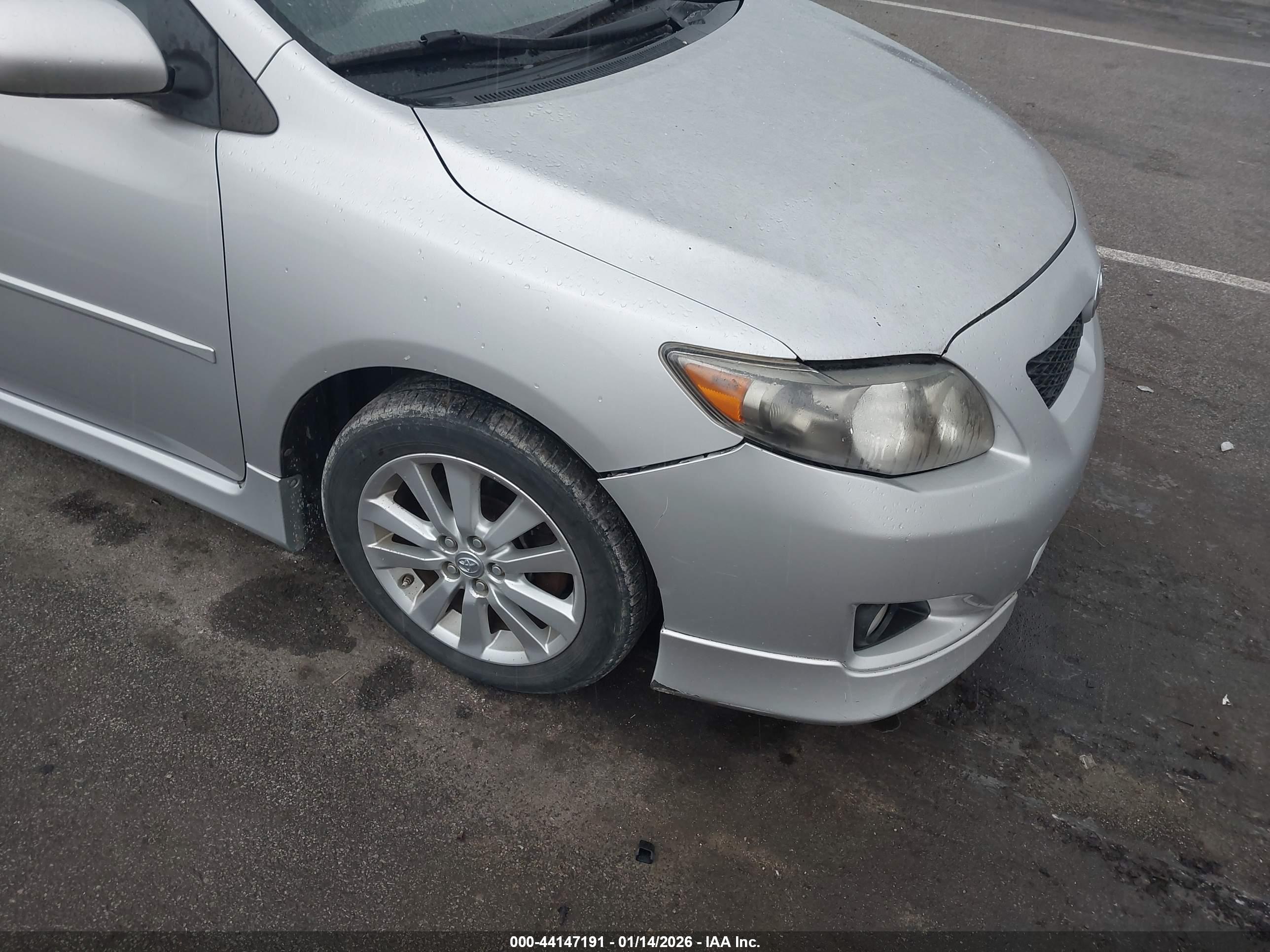 TOYOTA COROLLA image 6