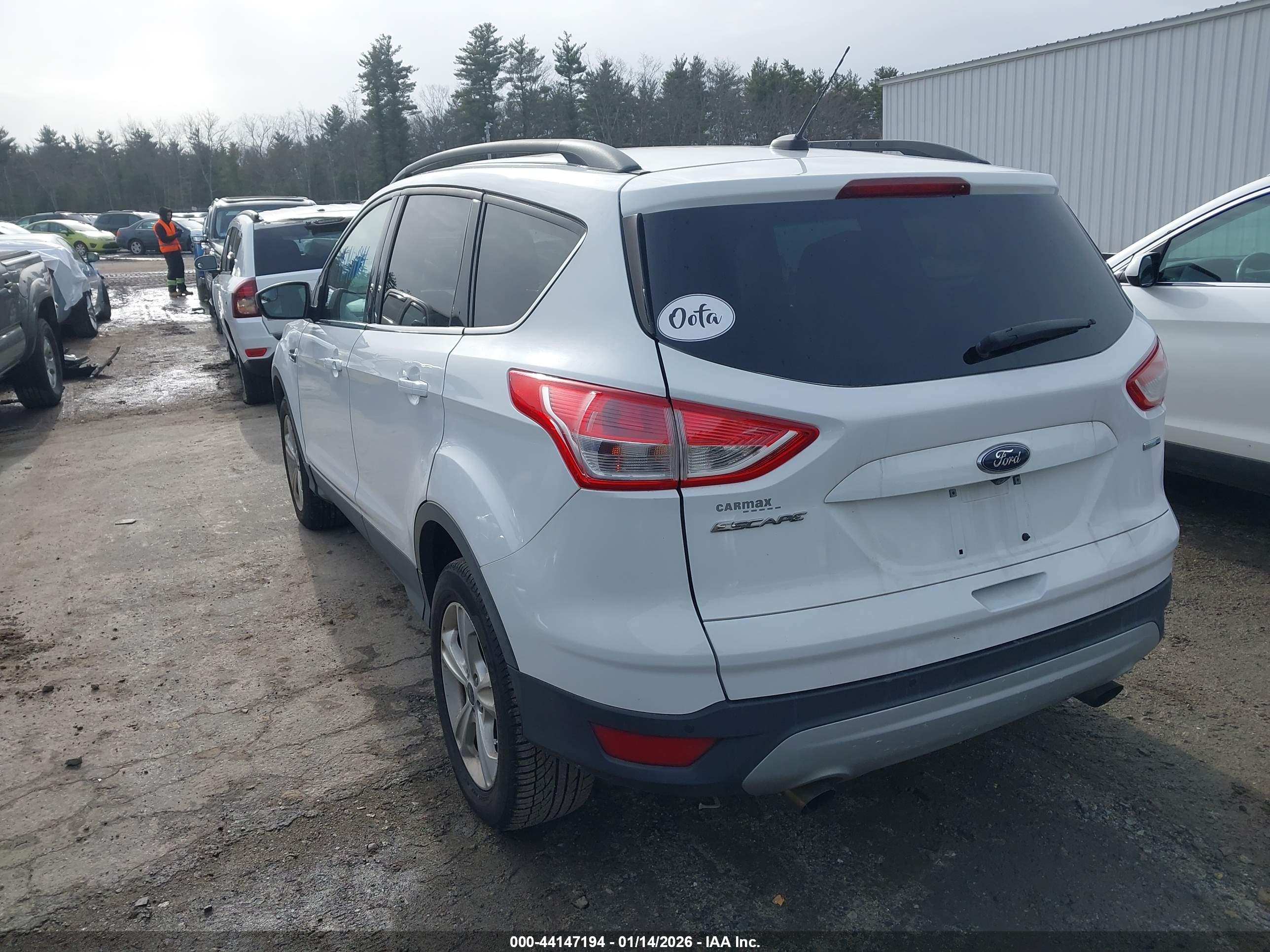 FORD ESCAPE image 3