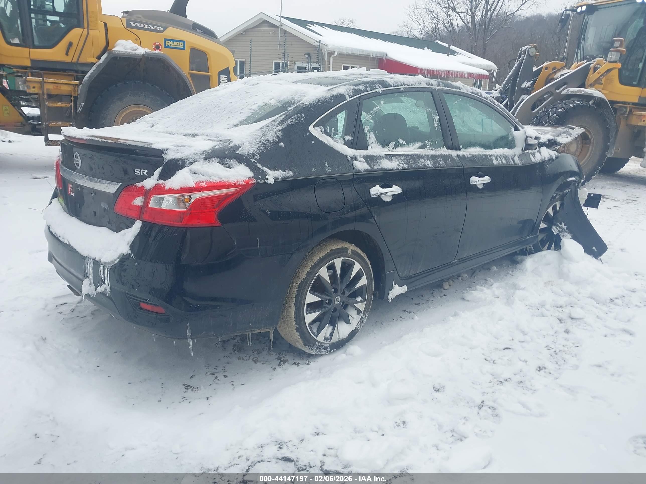 NISSAN SENTRA image 4