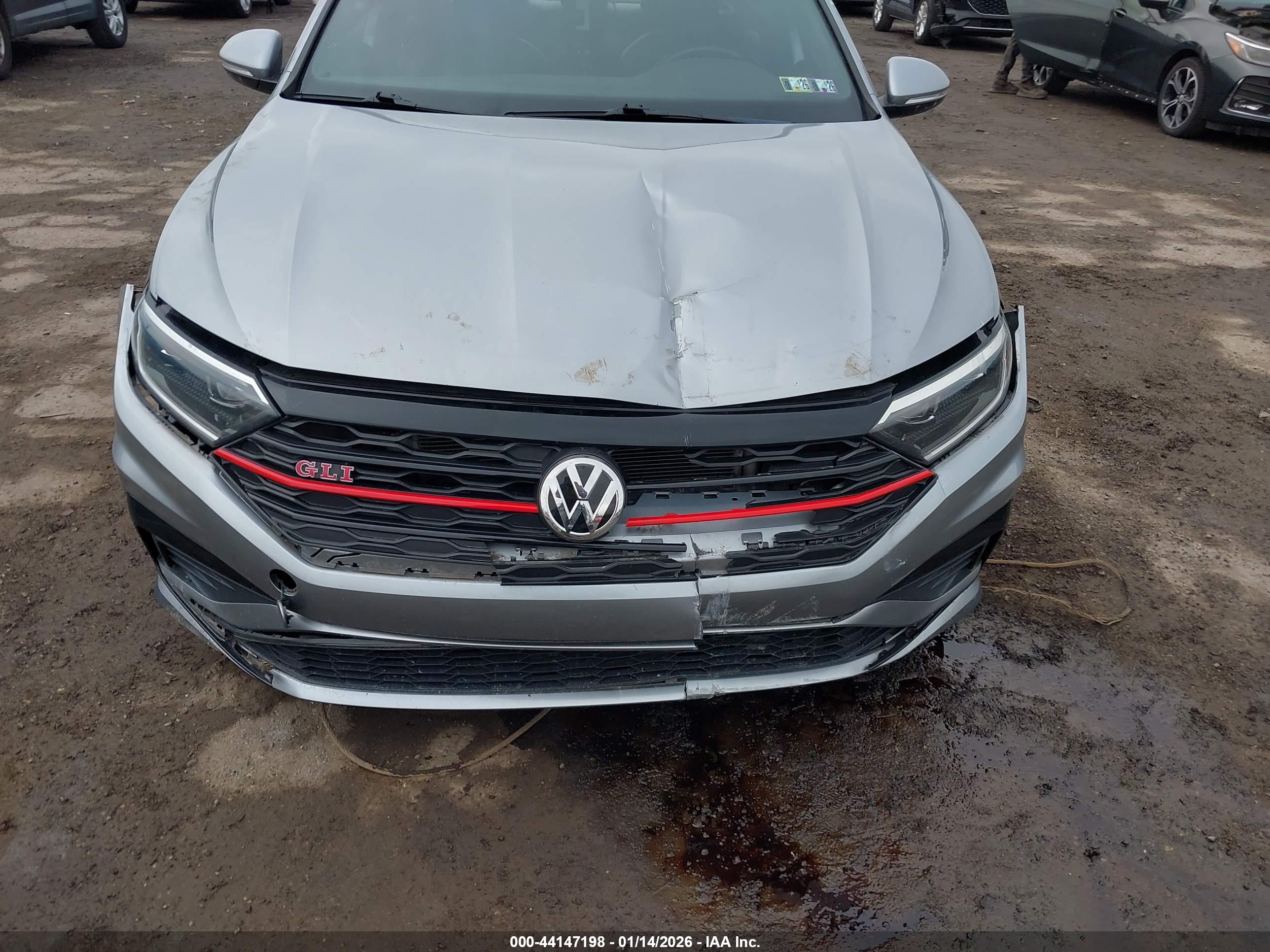 VOLKSWAGEN JETTA image 6
