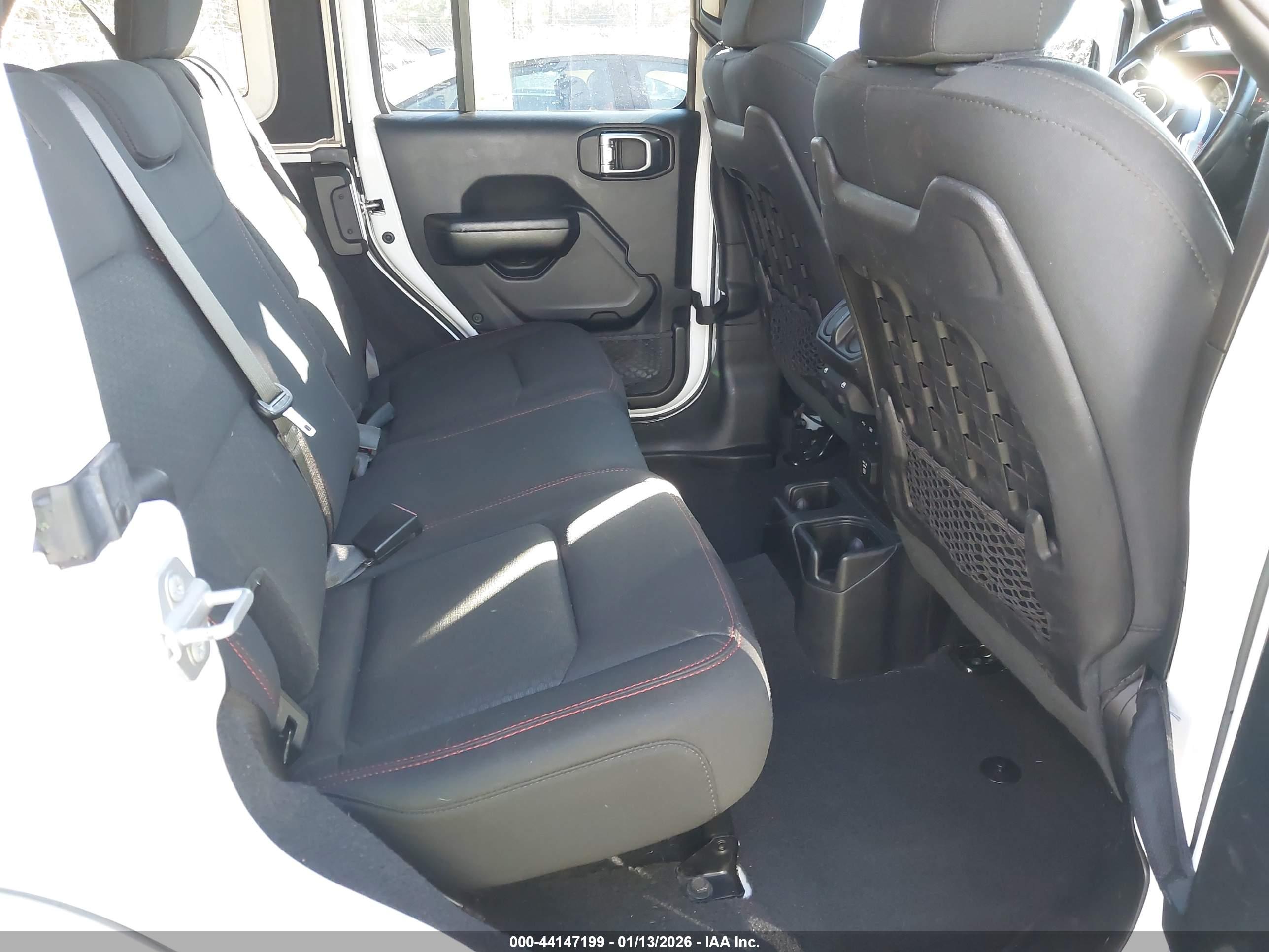 JEEP WRANGLER image 8