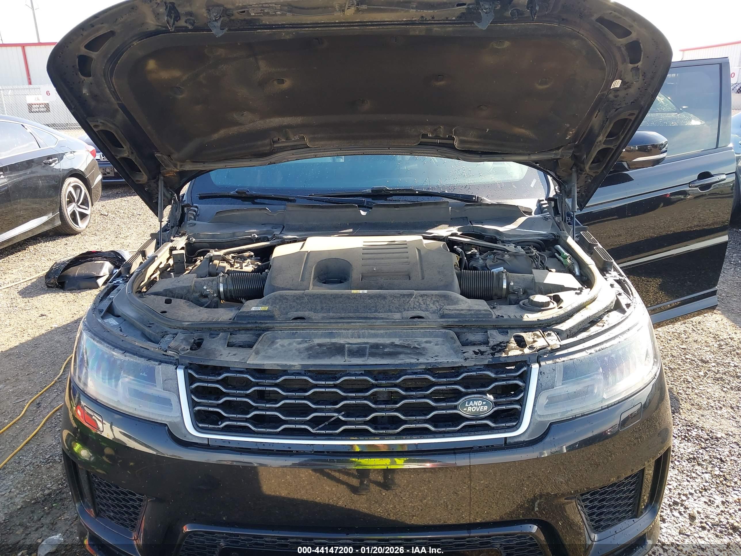 LAND ROVER image 10