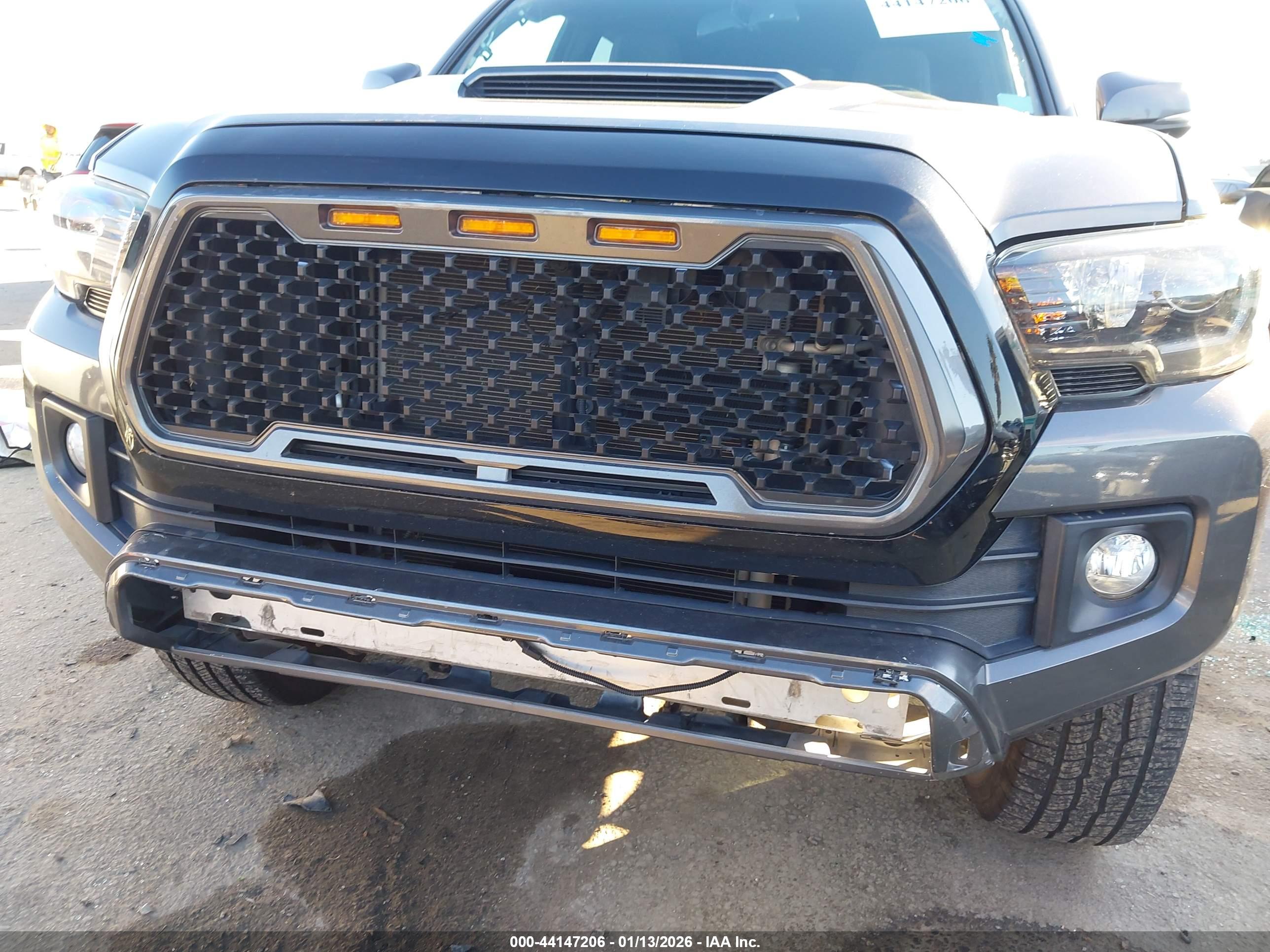 TOYOTA TACOMA image 6