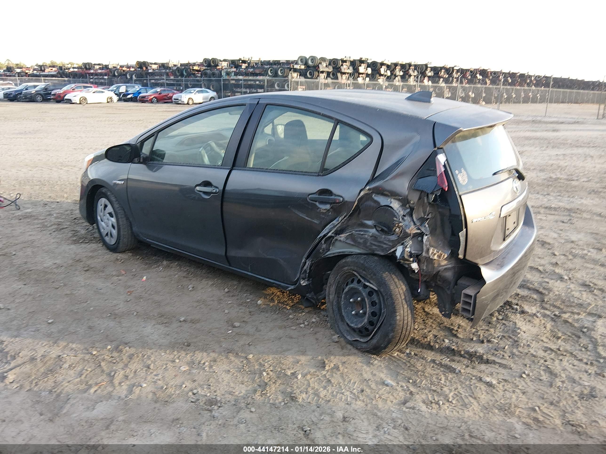 TOYOTA PRIUS image 3