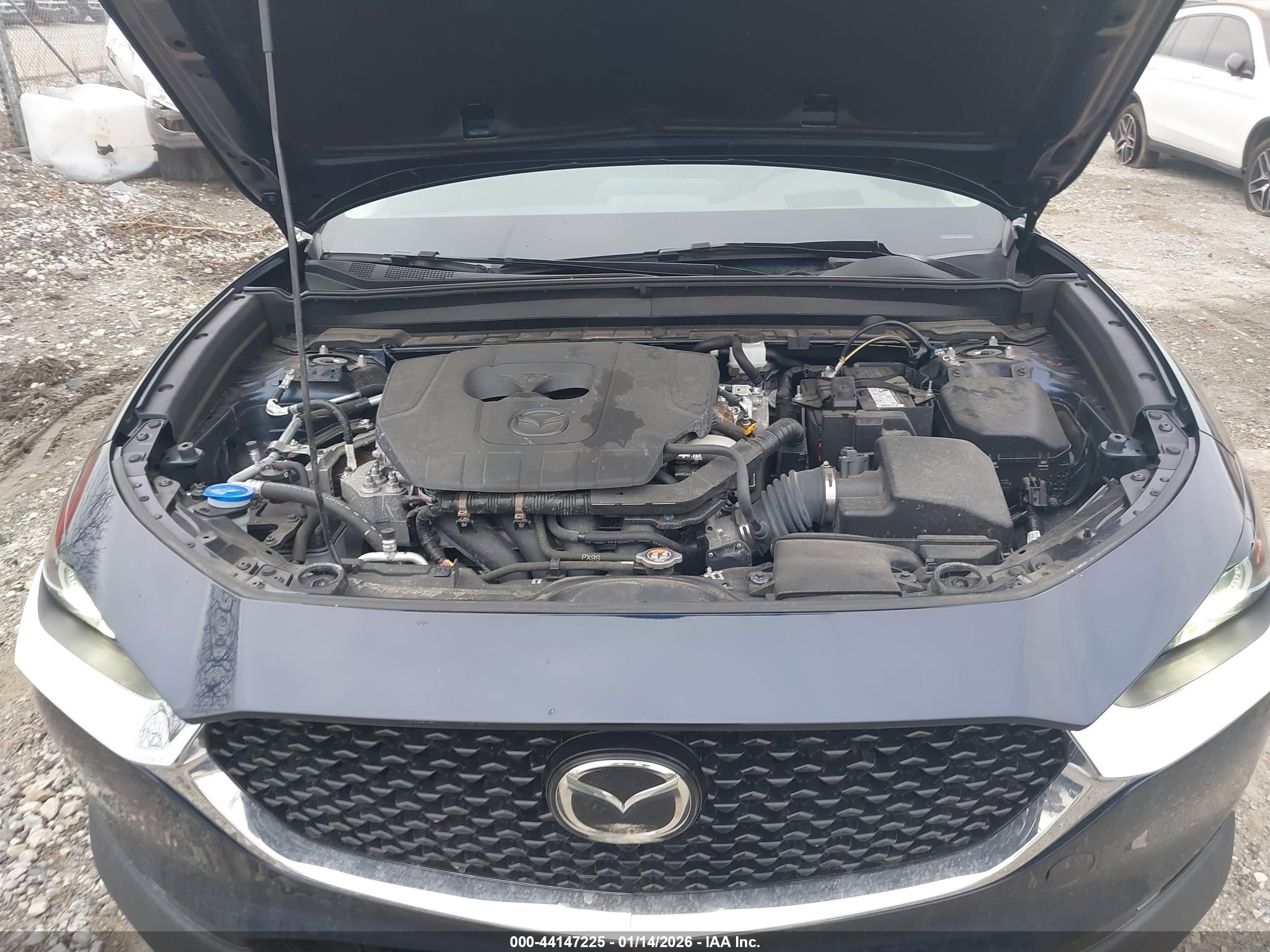MAZDA CX-30 image 10