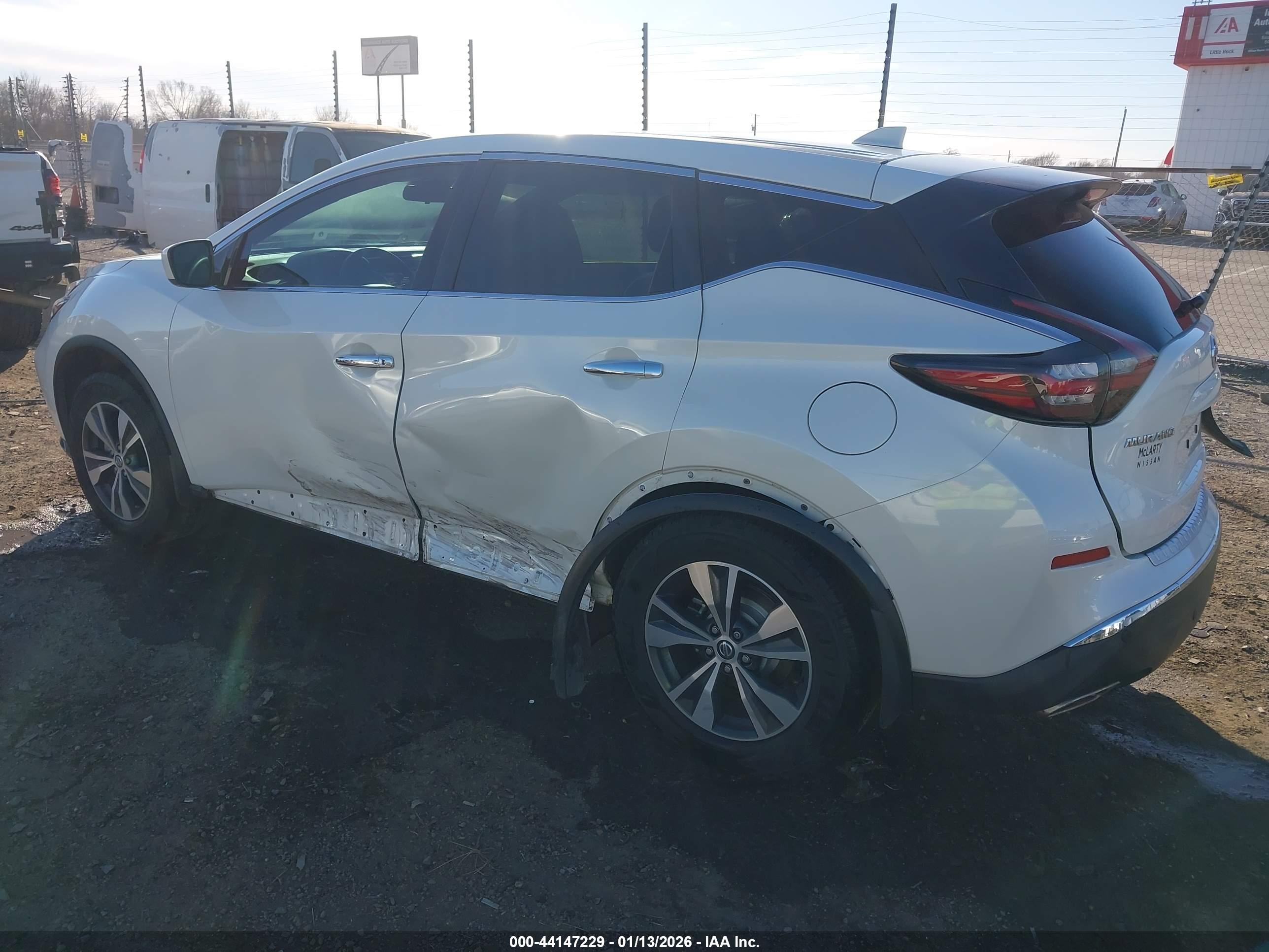 NISSAN MURANO image 3