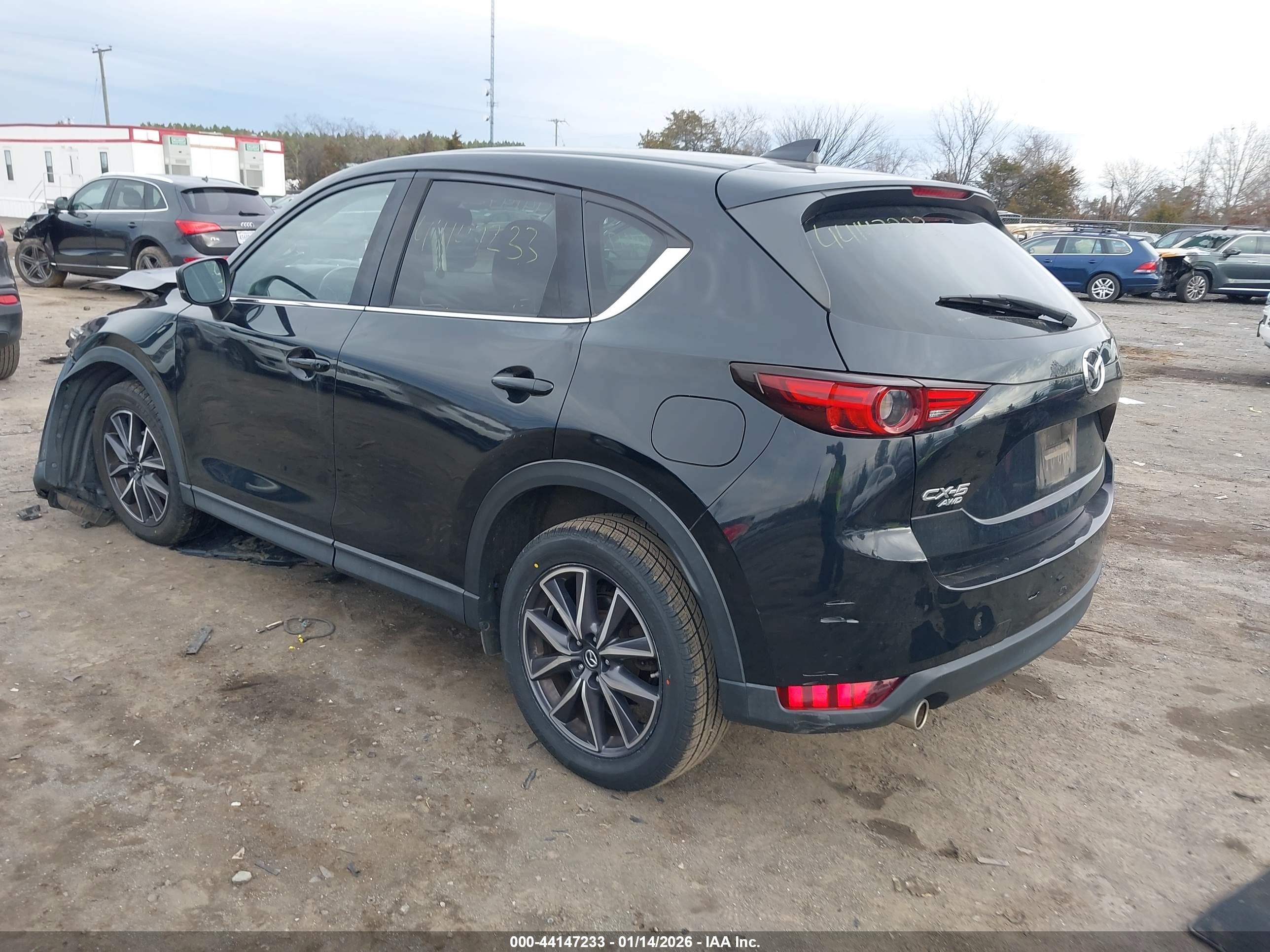 MAZDA CX-5 image 3