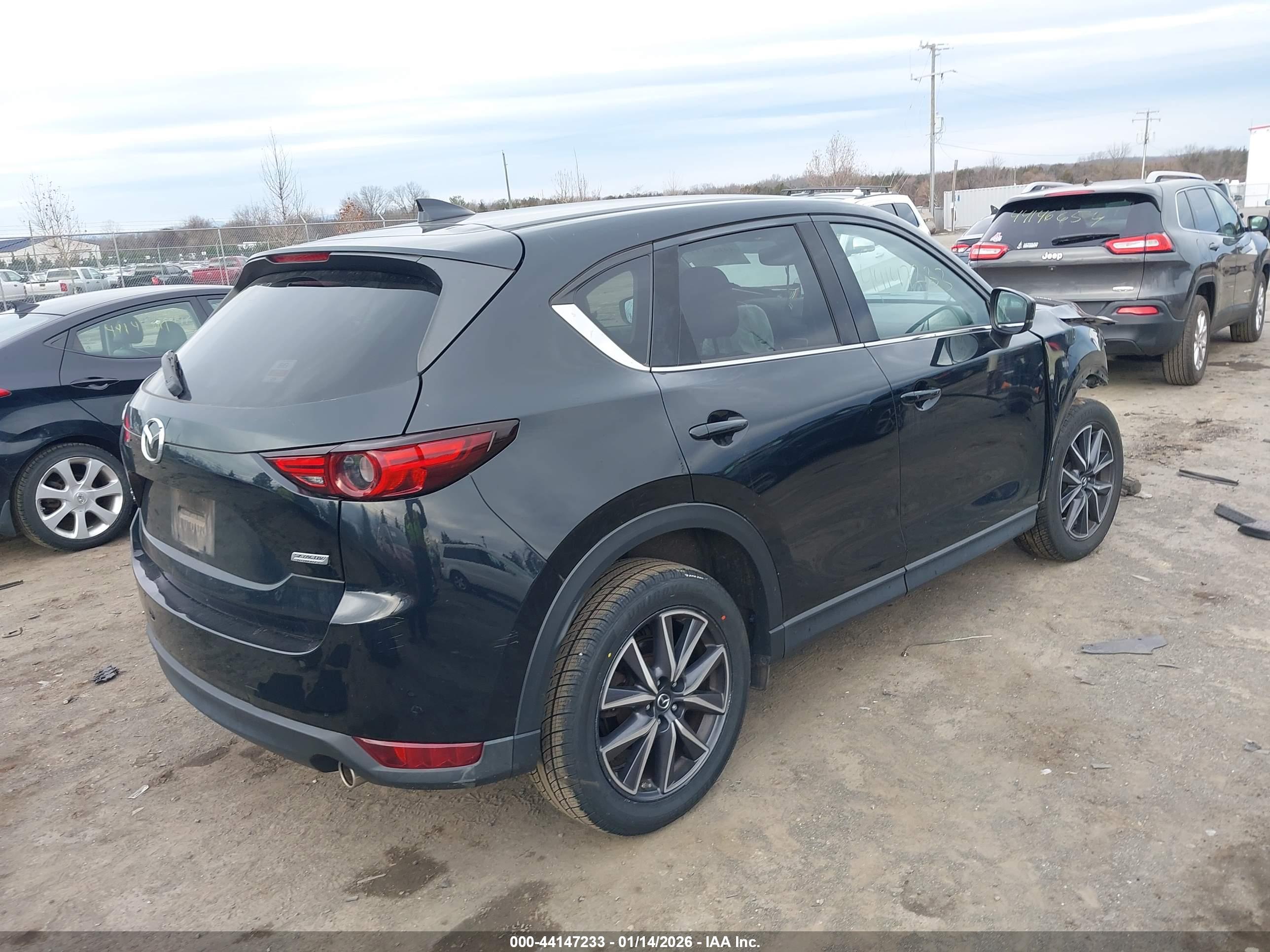 MAZDA CX-5 image 4