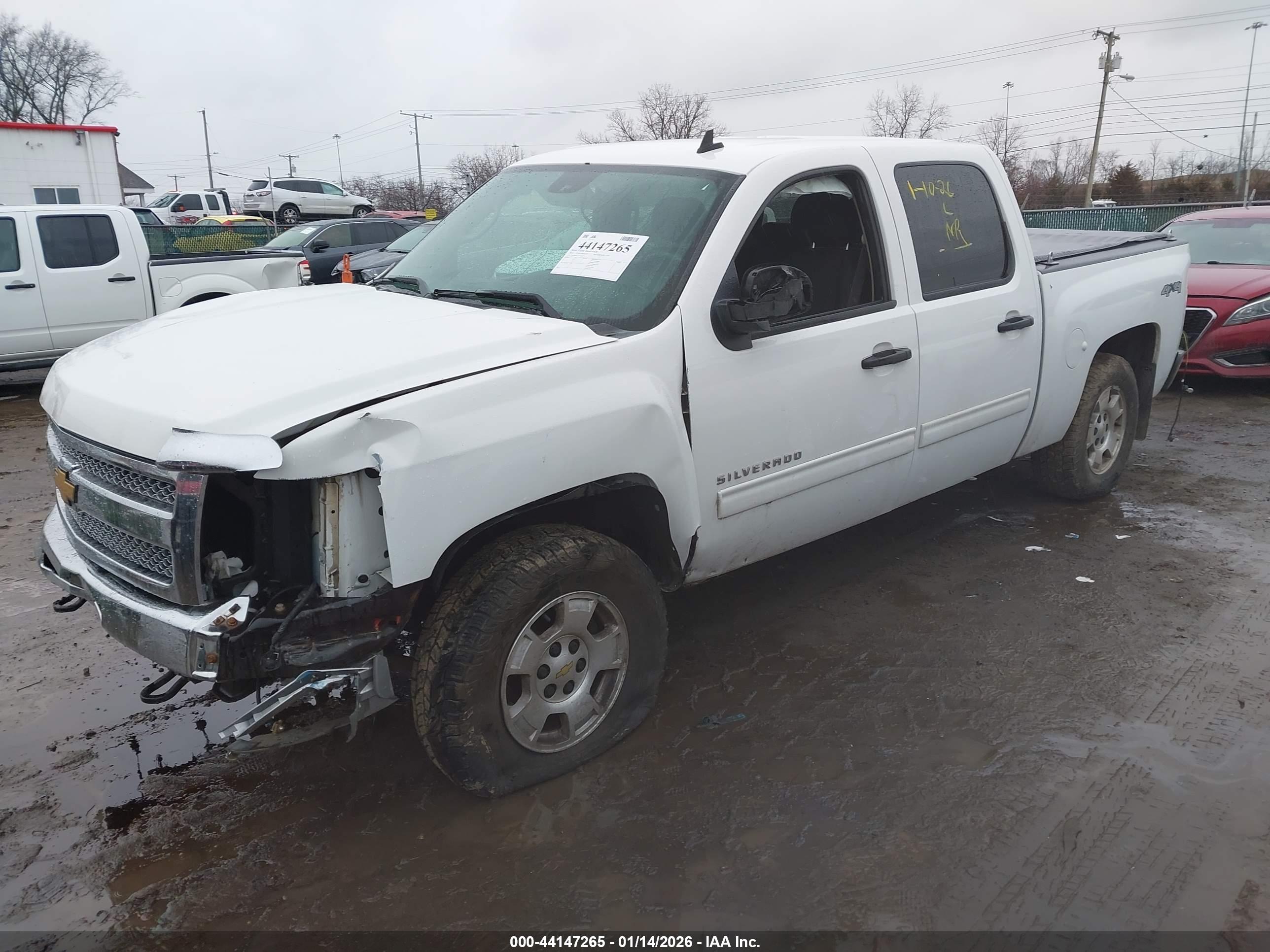 CHEVROLET SILVERADO image 2