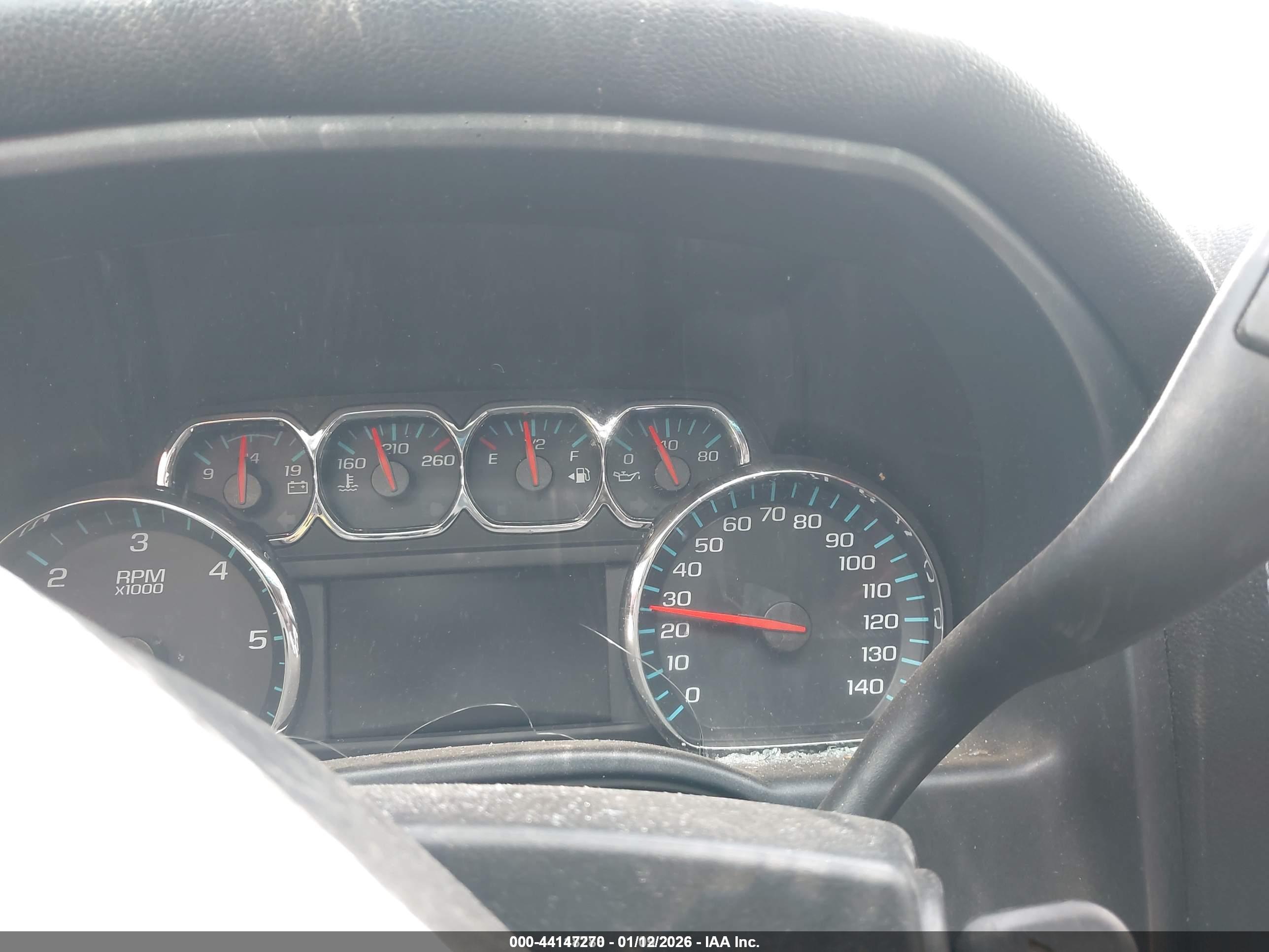 CHEVROLET SILVERADO image 7