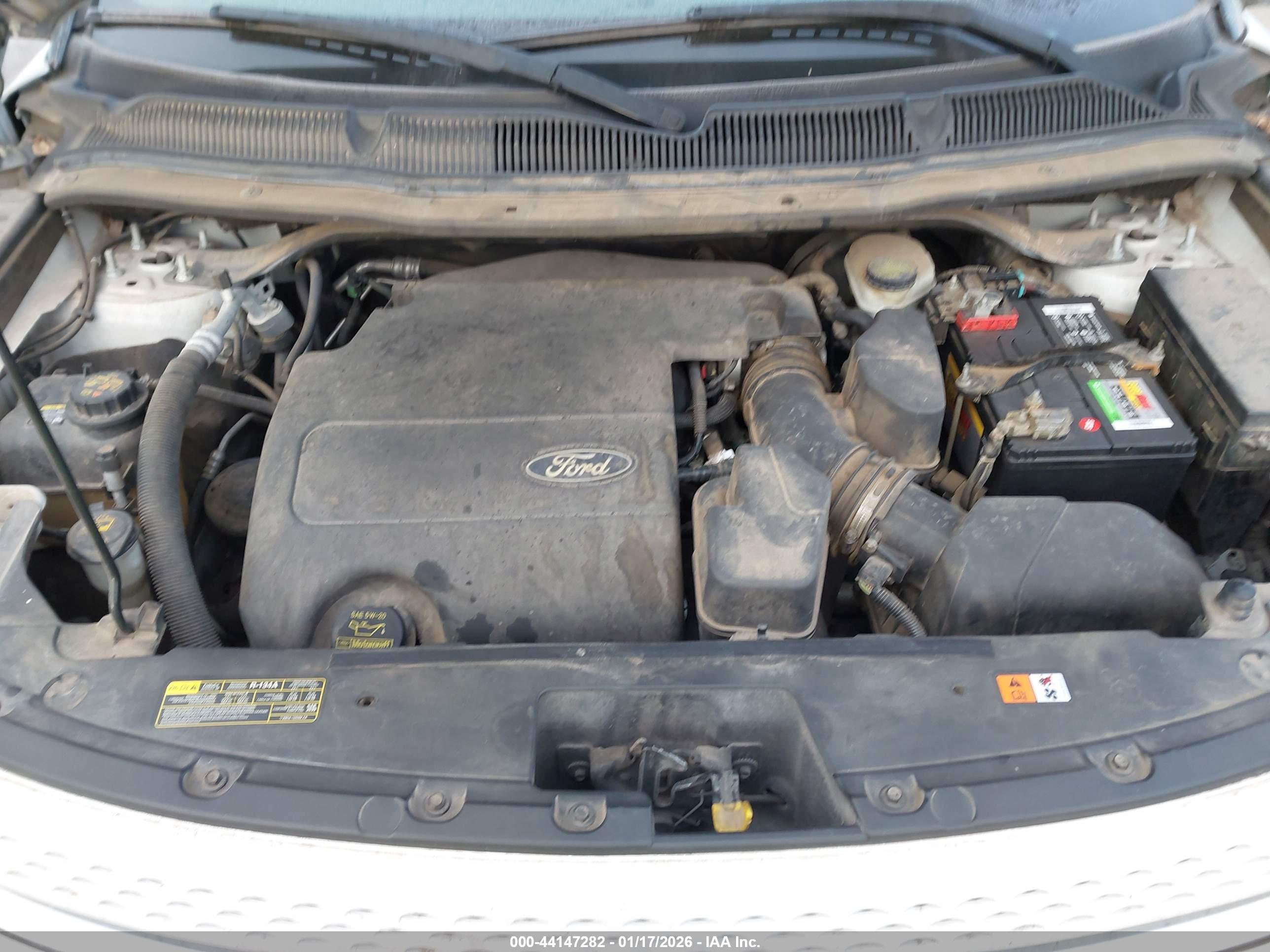 FORD EXPLORER image 10