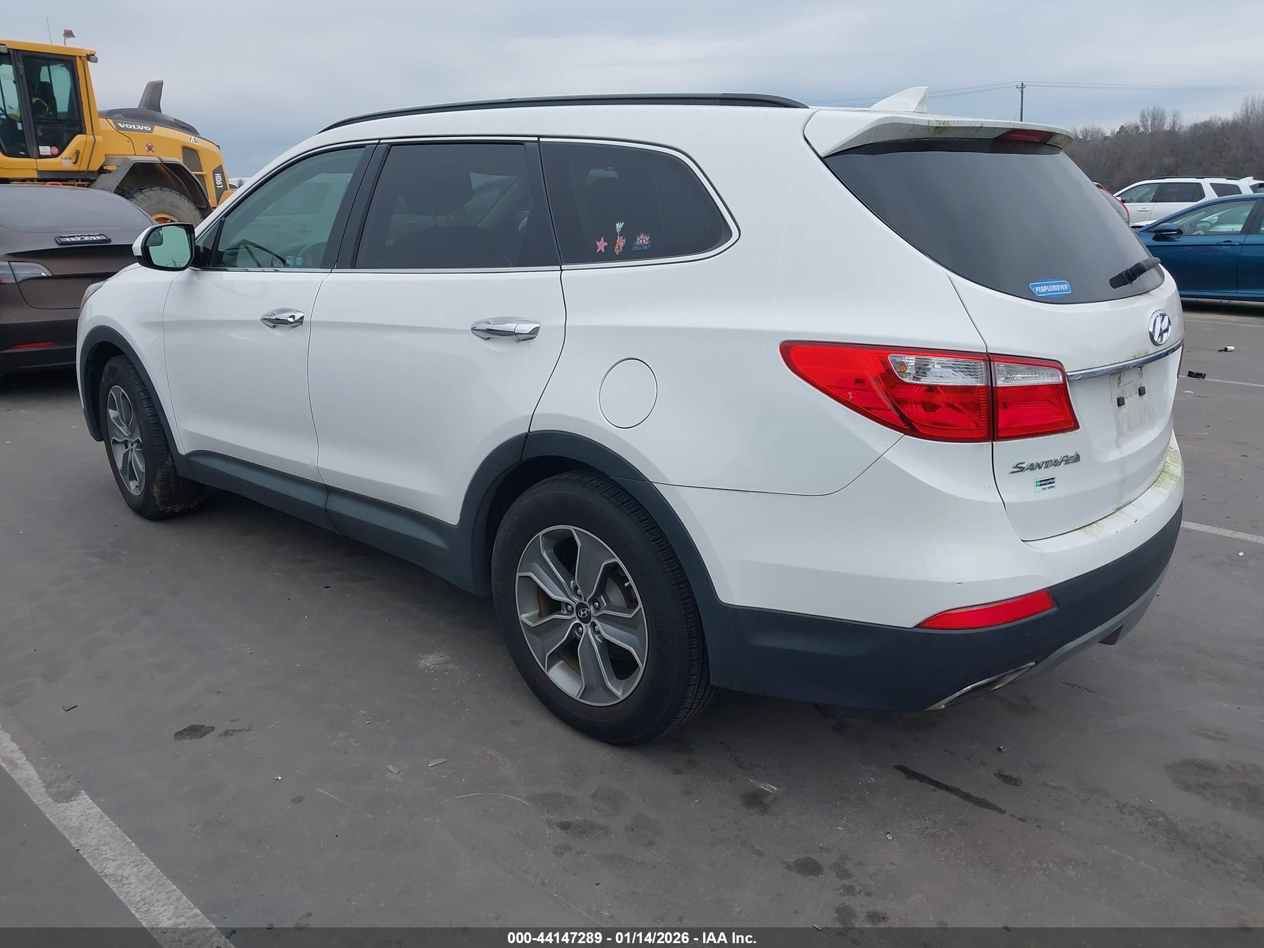 HYUNDAI SANTA image 3