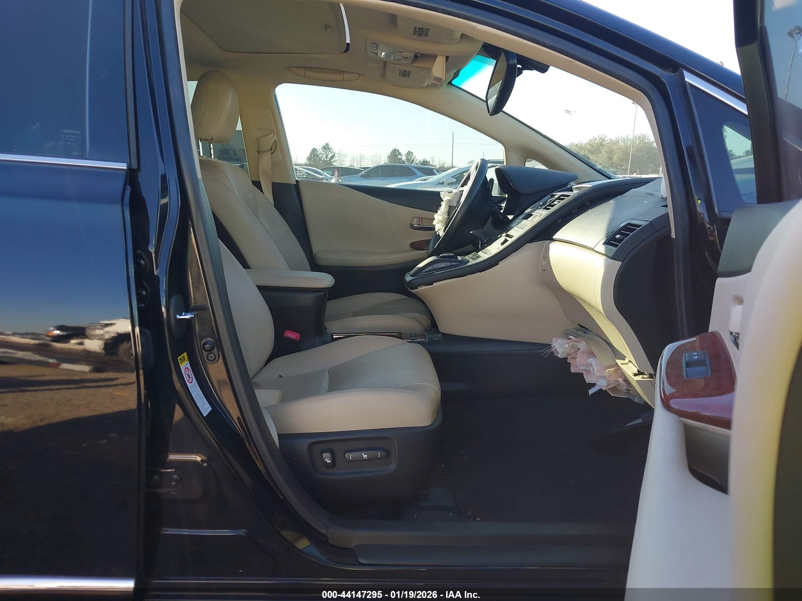 LEXUS HS image 5