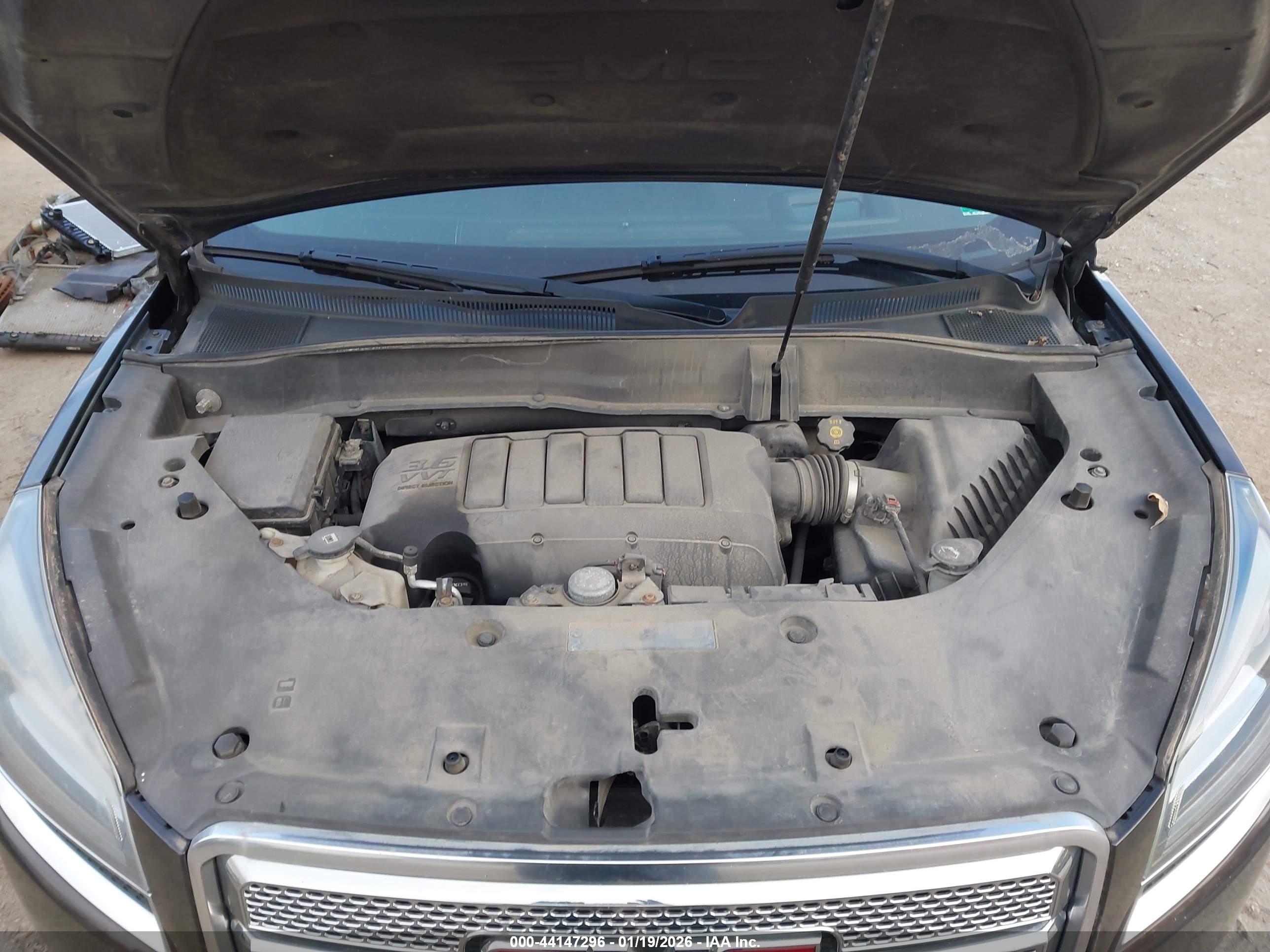 GMC ACADIA image 10