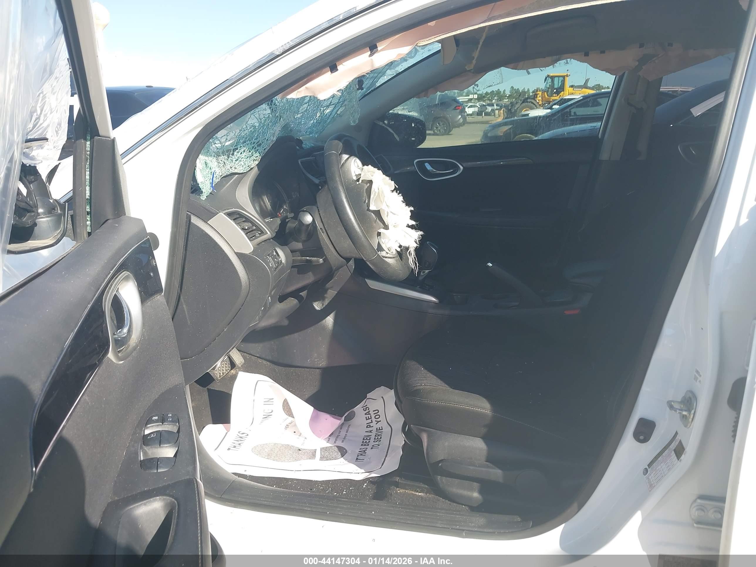 NISSAN SENTRA image 5