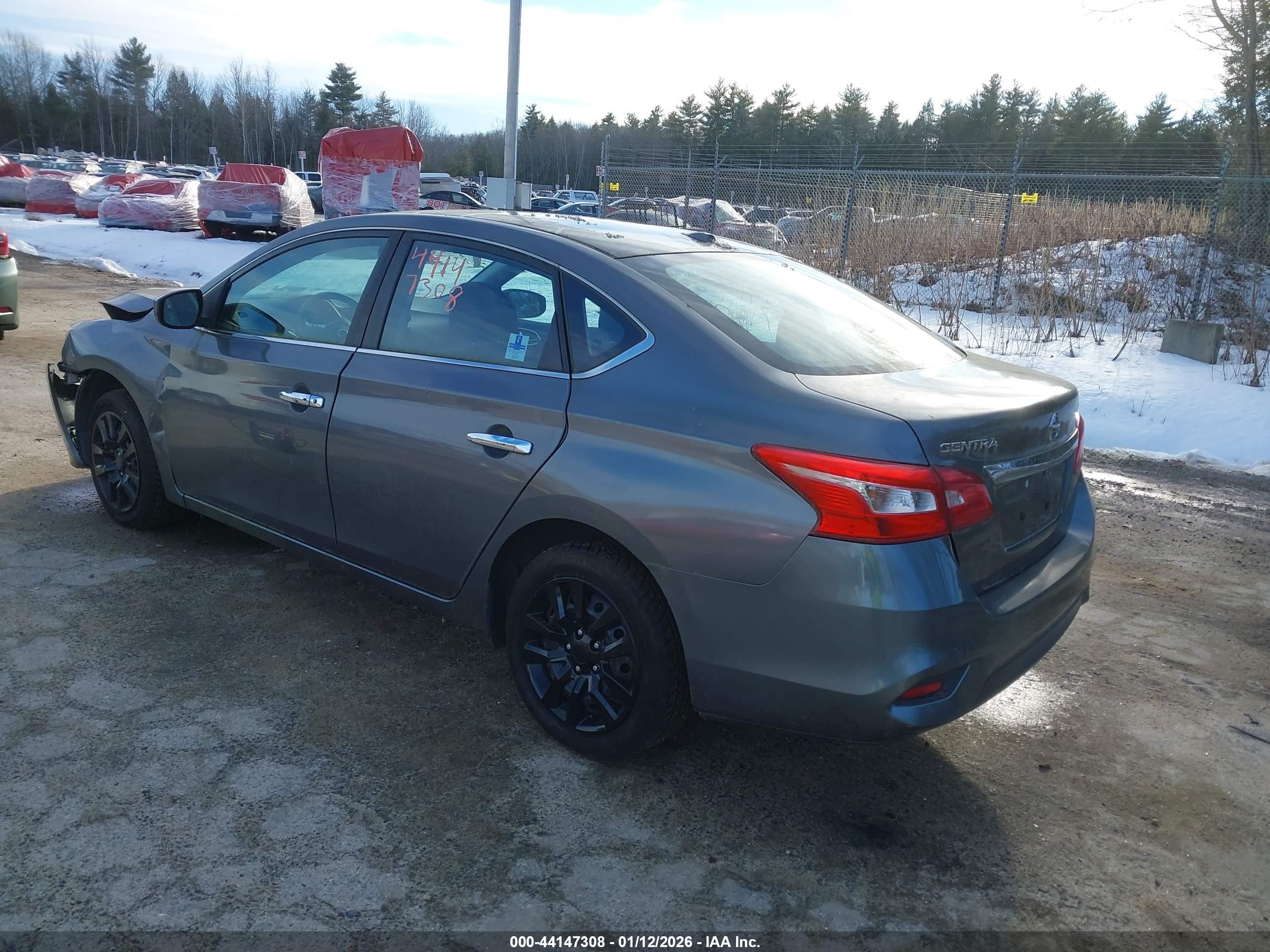NISSAN SENTRA image 3